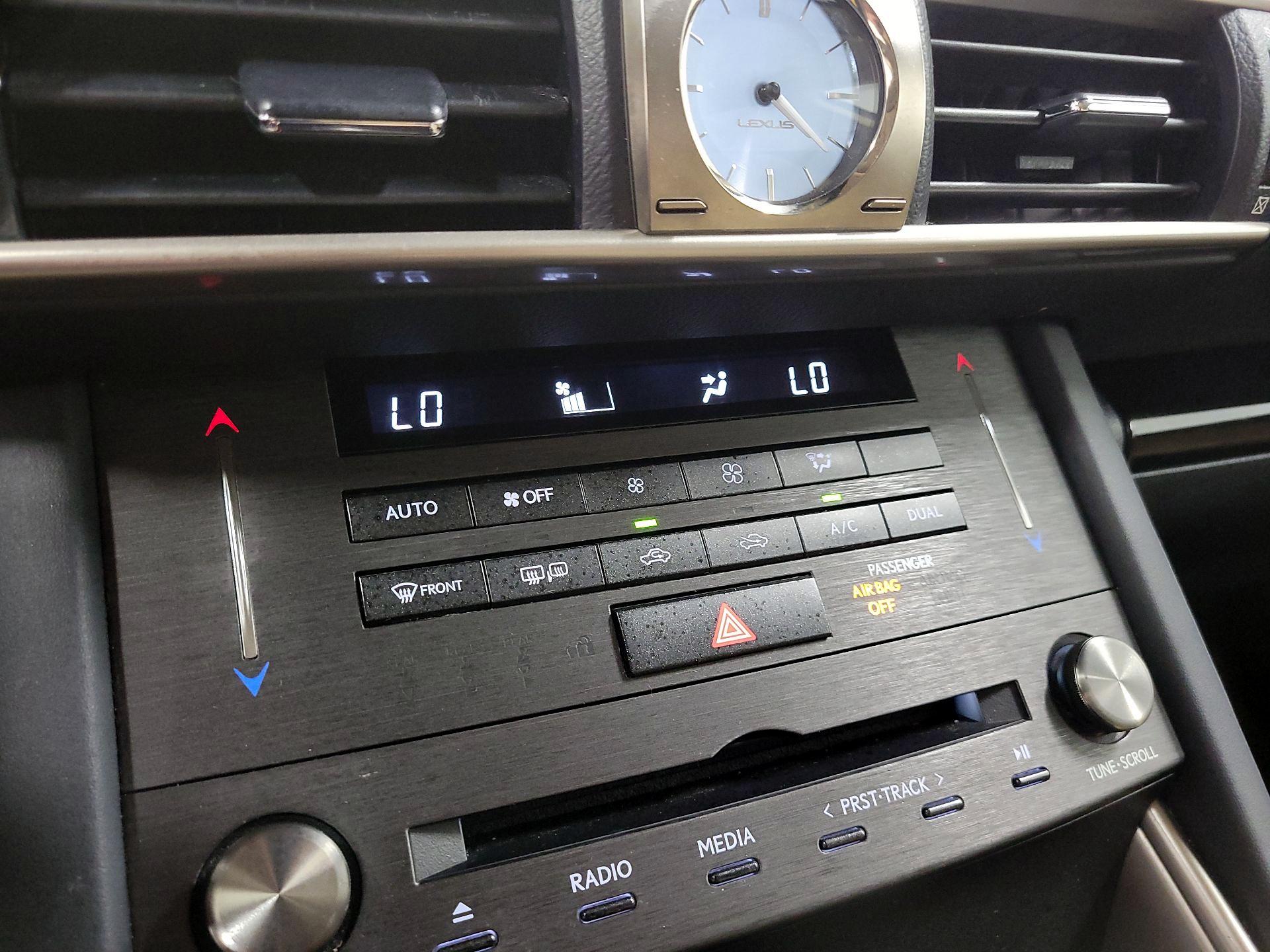 Thumbnail: 2020 Lexus IS - 14