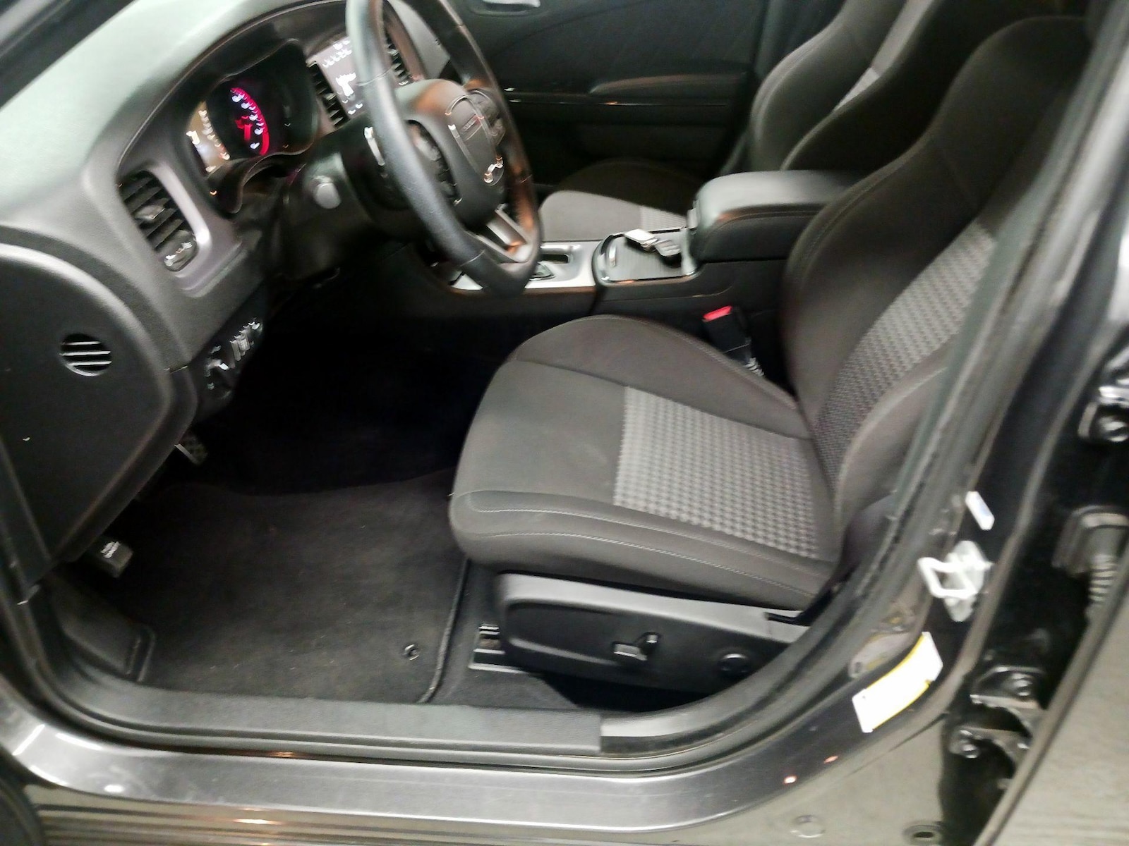 2023 Dodge Charger R/T - Photo 12