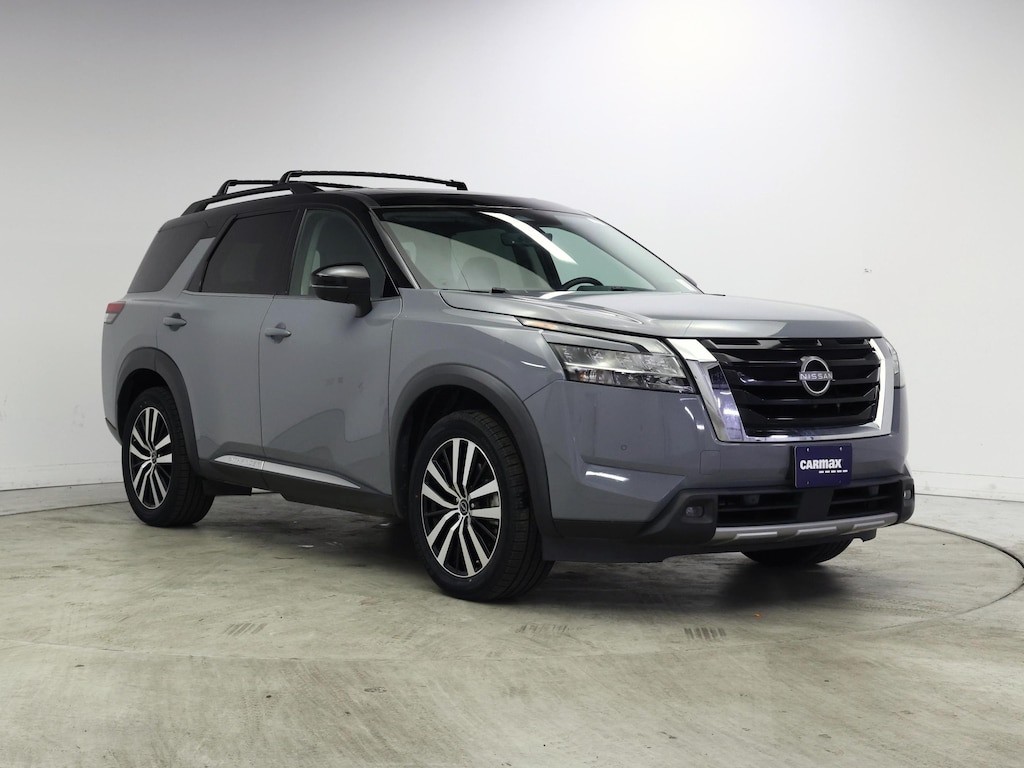 Nissan Pathfinder Platinum 4WD