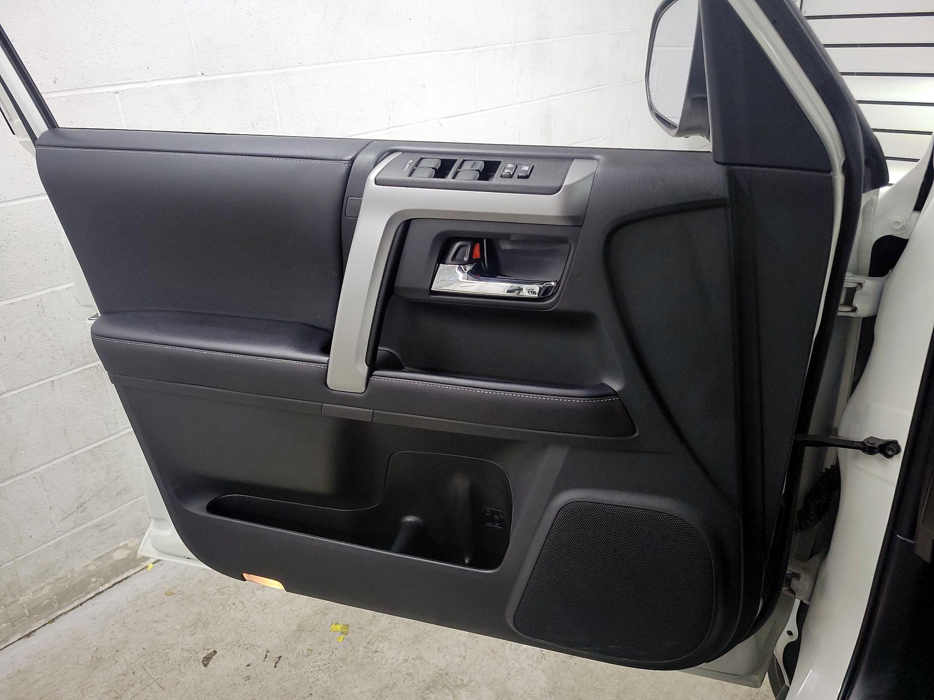 Thumbnail: 2023 Toyota 4Runner - 12