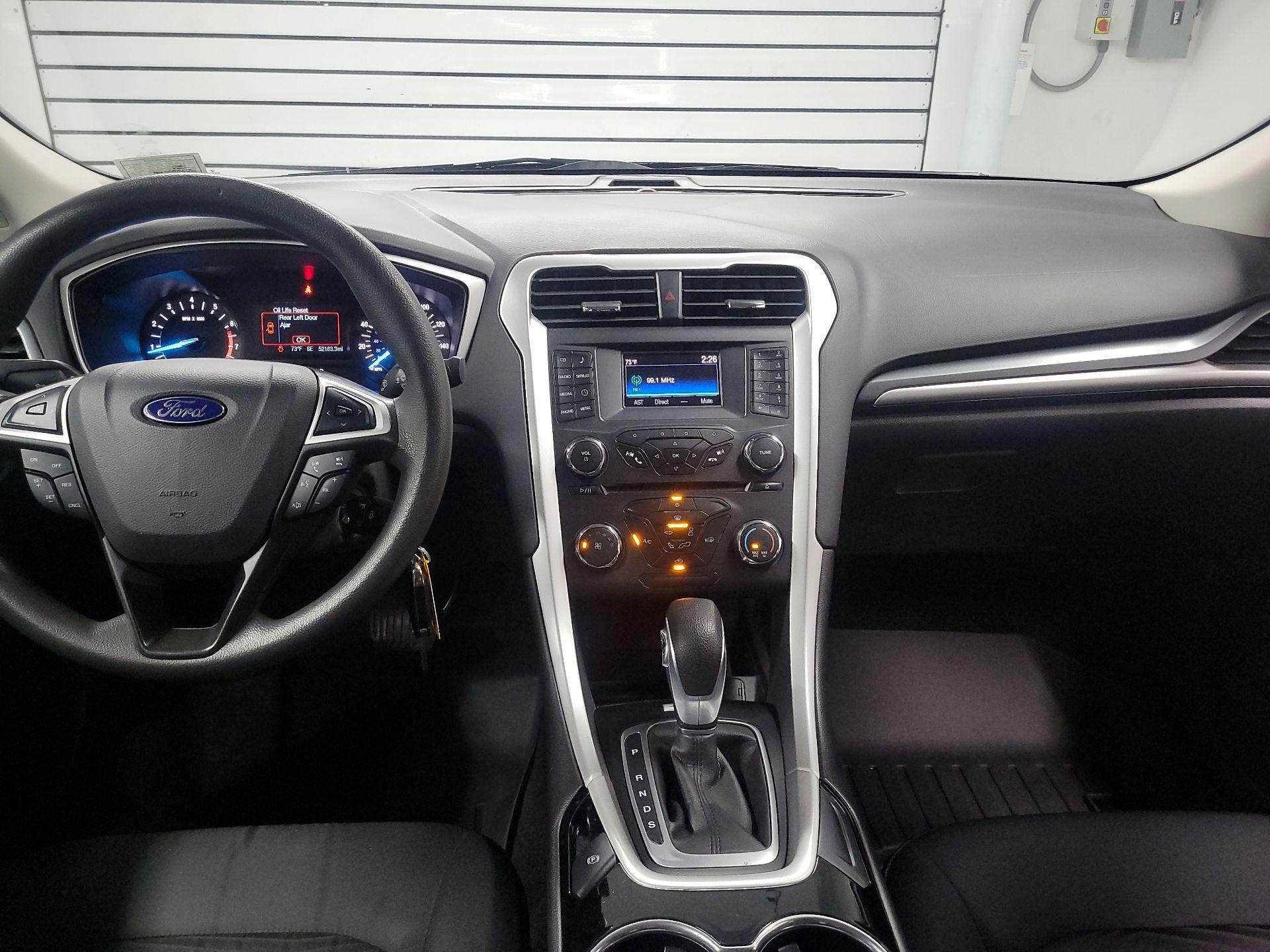 Thumbnail: 2016 Ford Fusion - 9