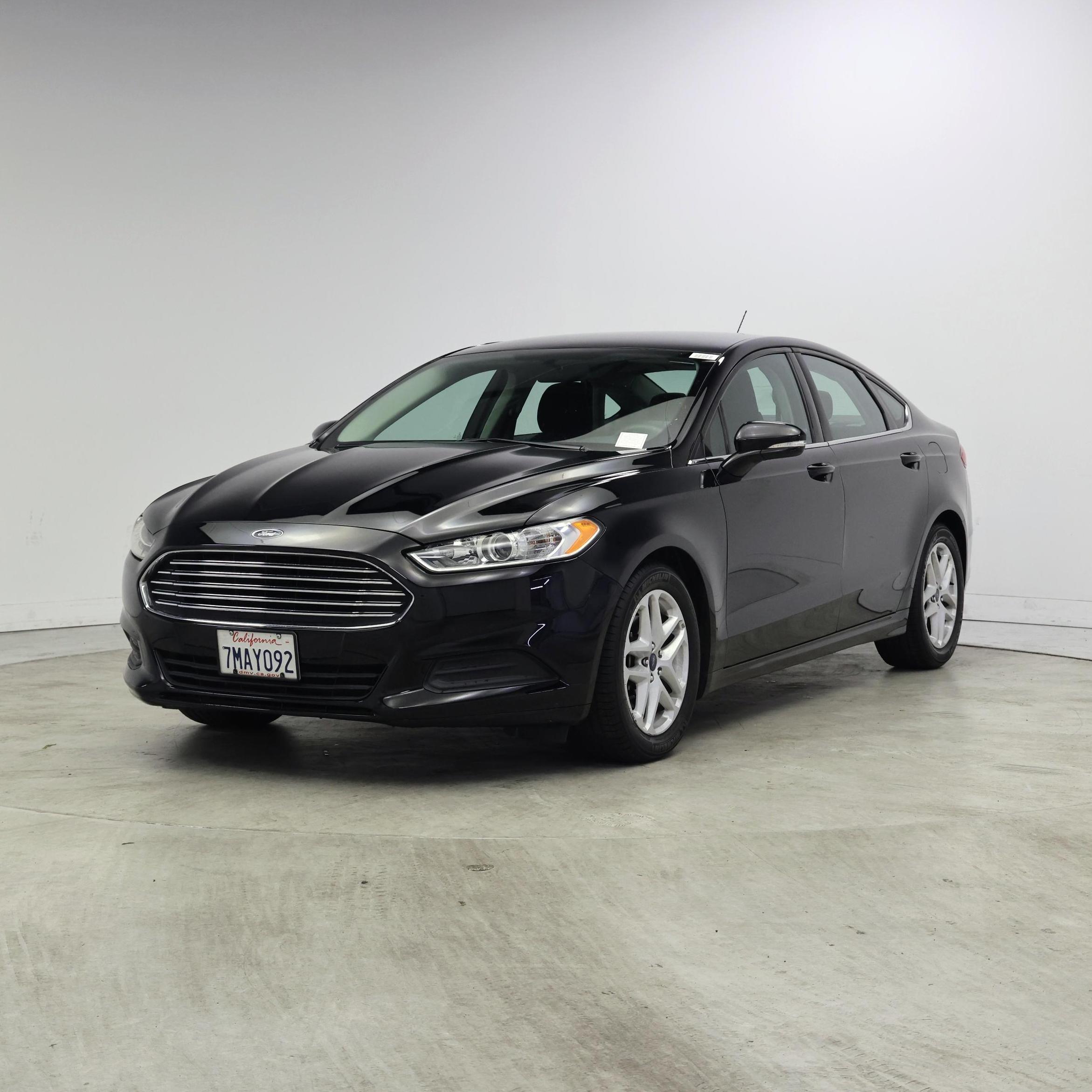 Thumbnail: 2016 Ford Fusion - 4