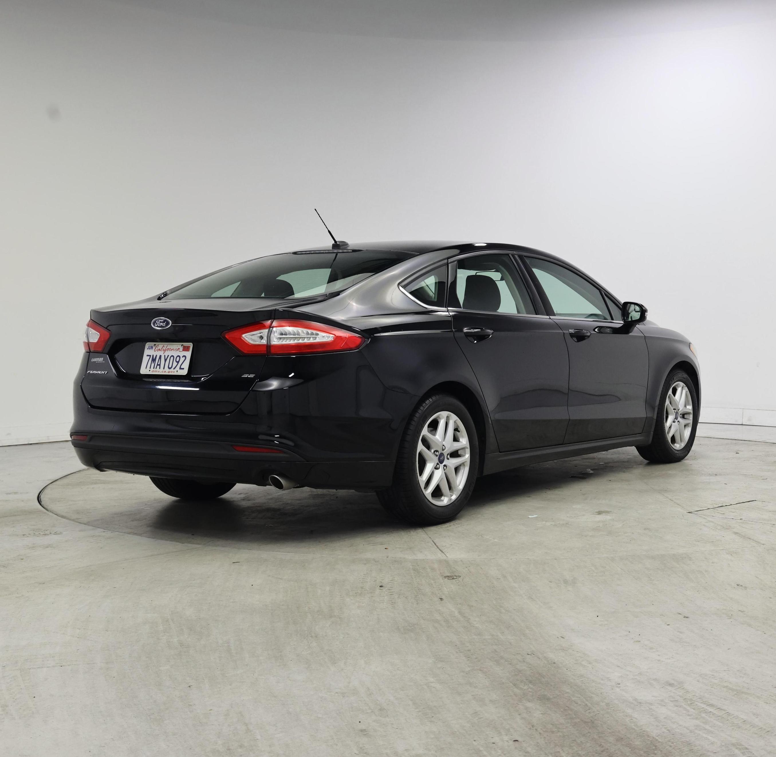 Thumbnail: 2016 Ford Fusion - 8