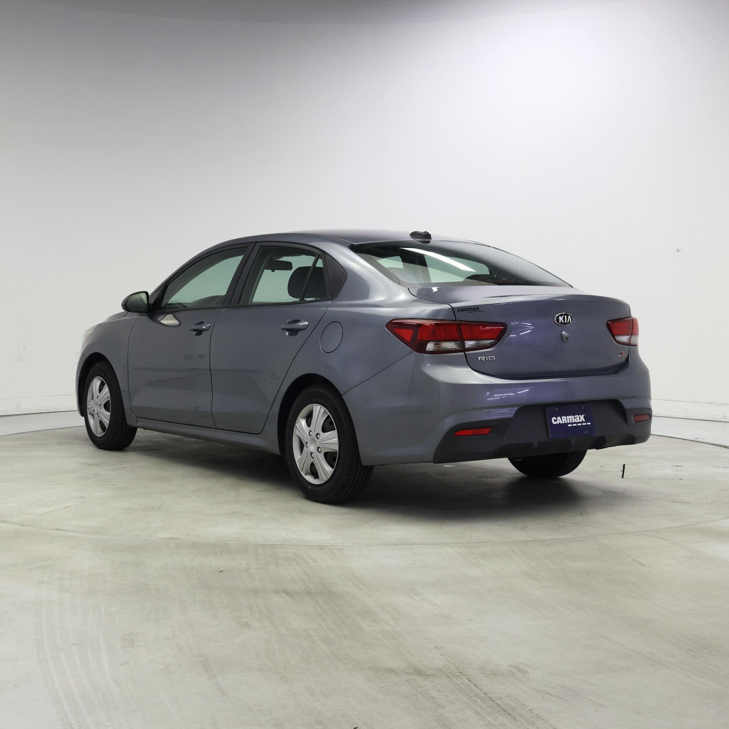 Thumbnail: 2019 Kia Rio - 2