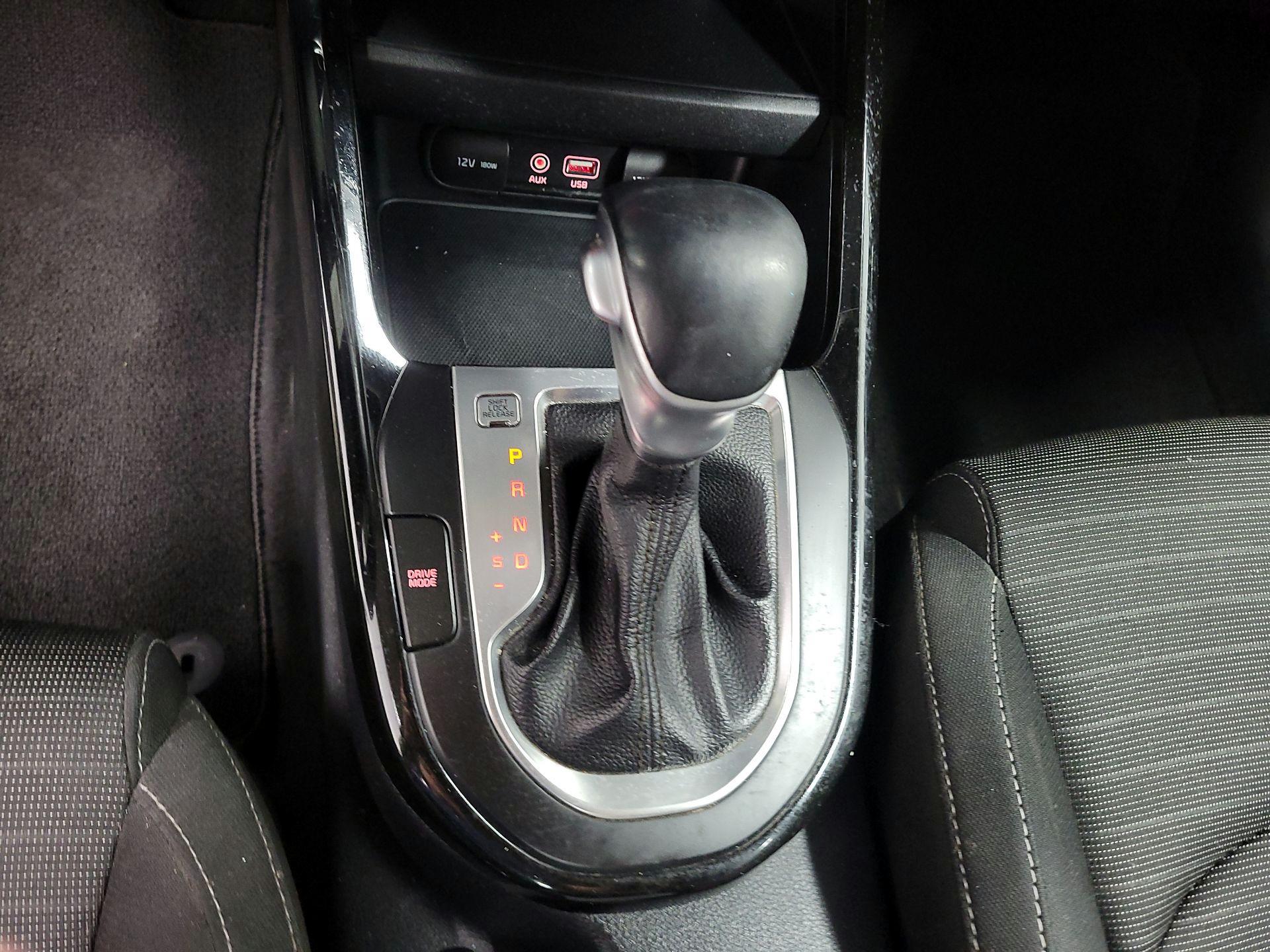 Thumbnail: 2019 Kia Forte - 15