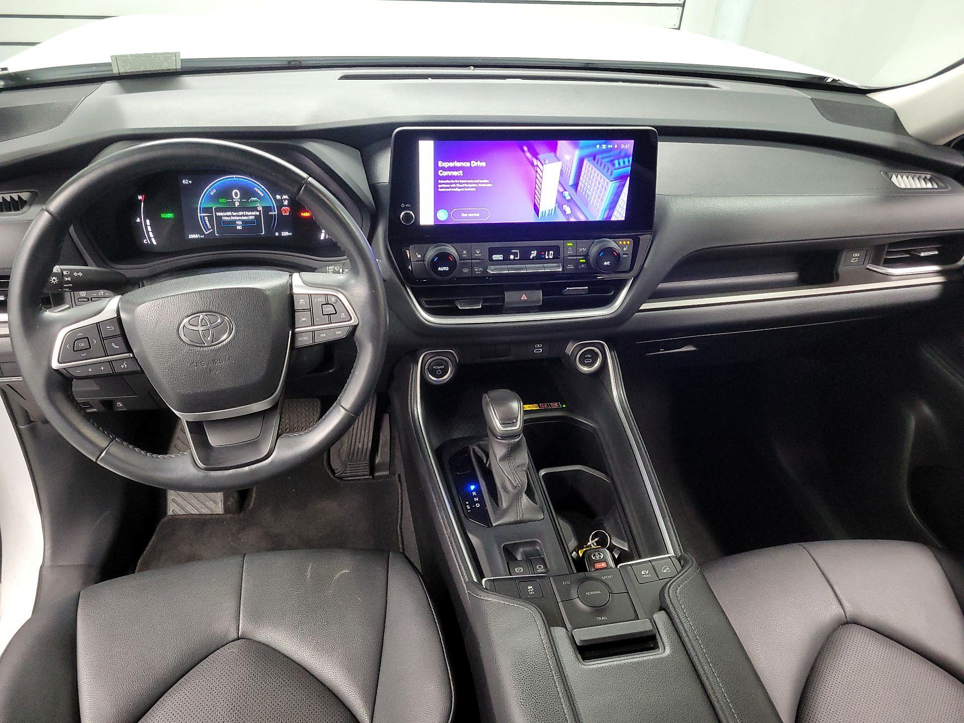 Thumbnail: 2024 Toyota Highlander - 9