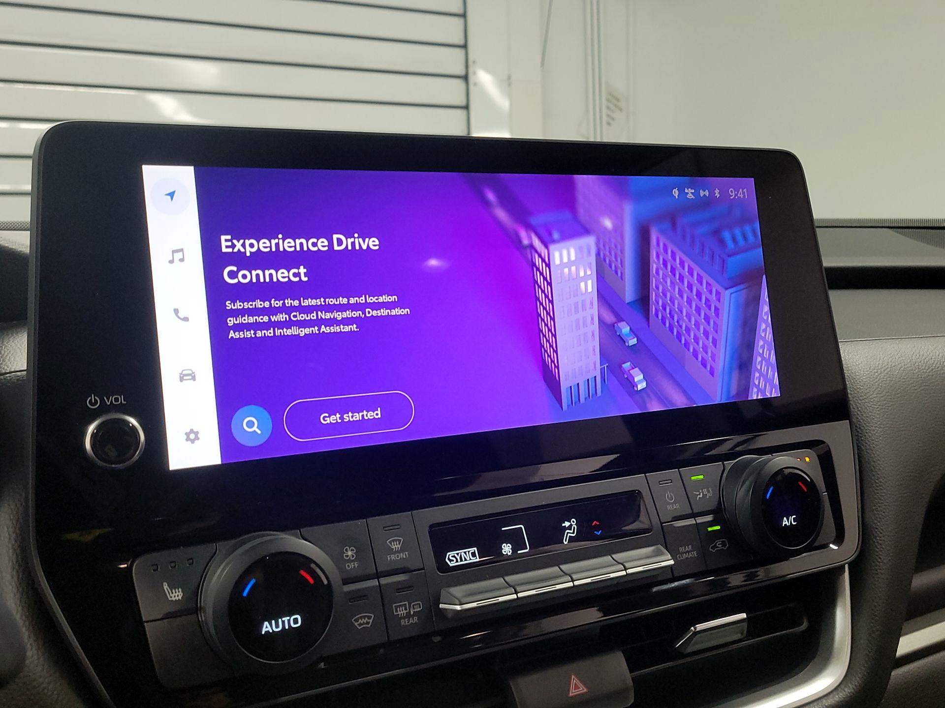 Thumbnail: 2024 Toyota Highlander - 13