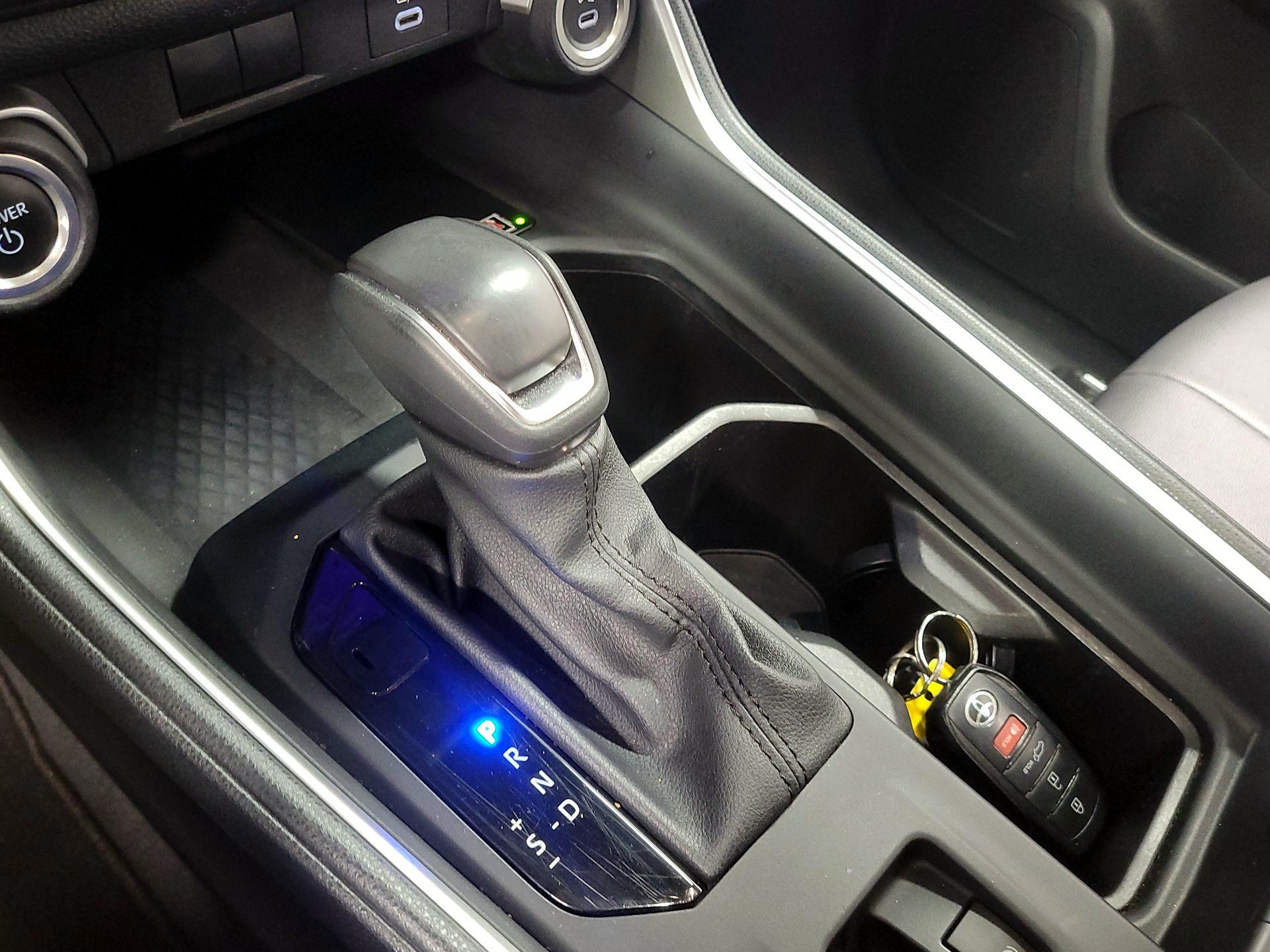 Thumbnail: 2024 Toyota Highlander - 15