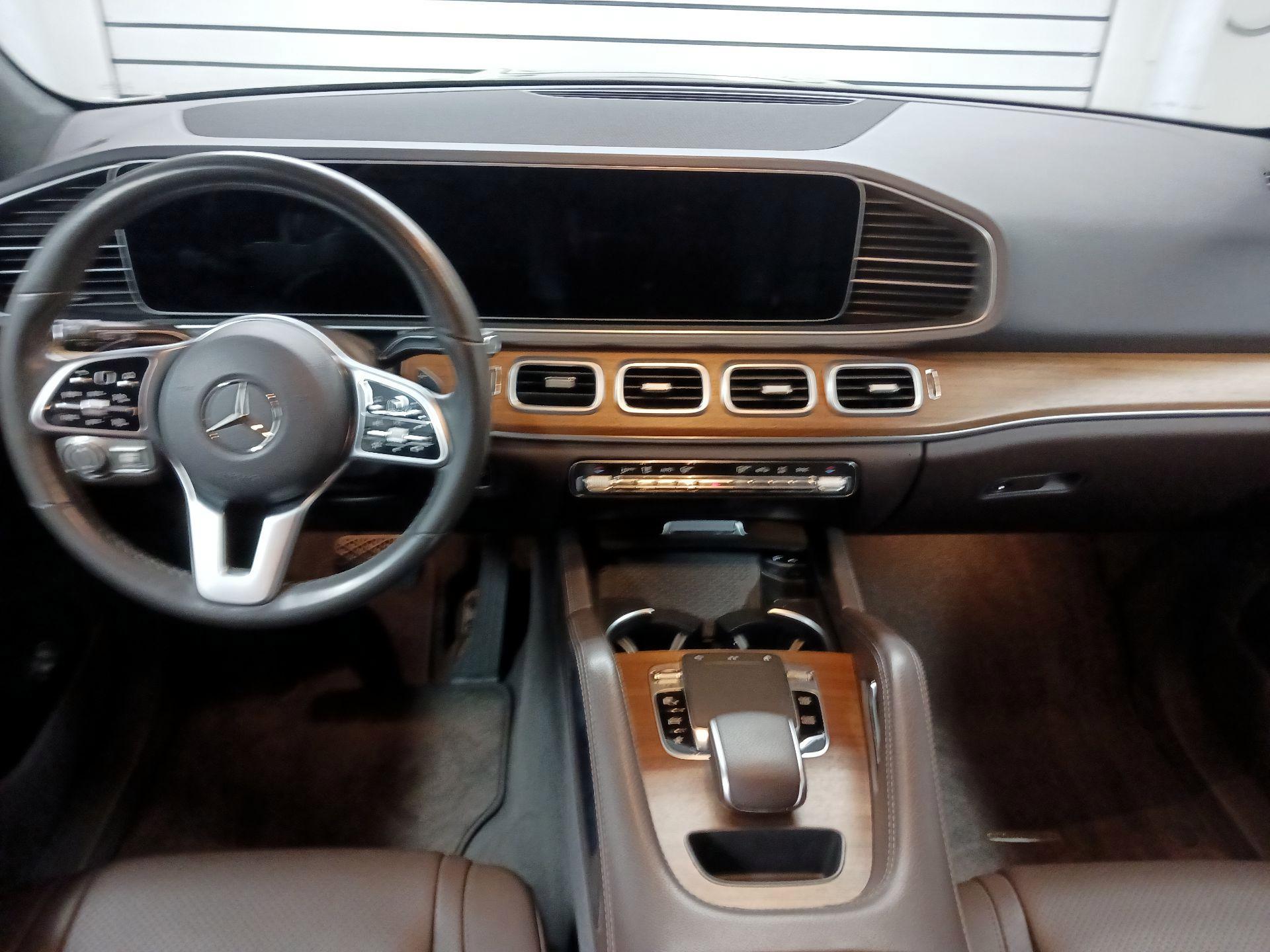 Thumbnail: 2020 Mercedes-Benz GLE - 8