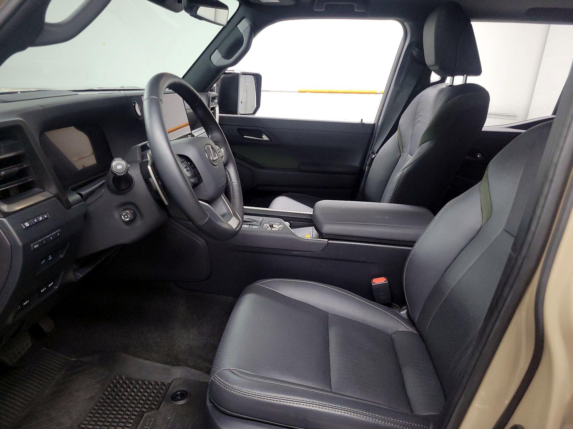 Thumbnail: 2025 Lexus GX - 11