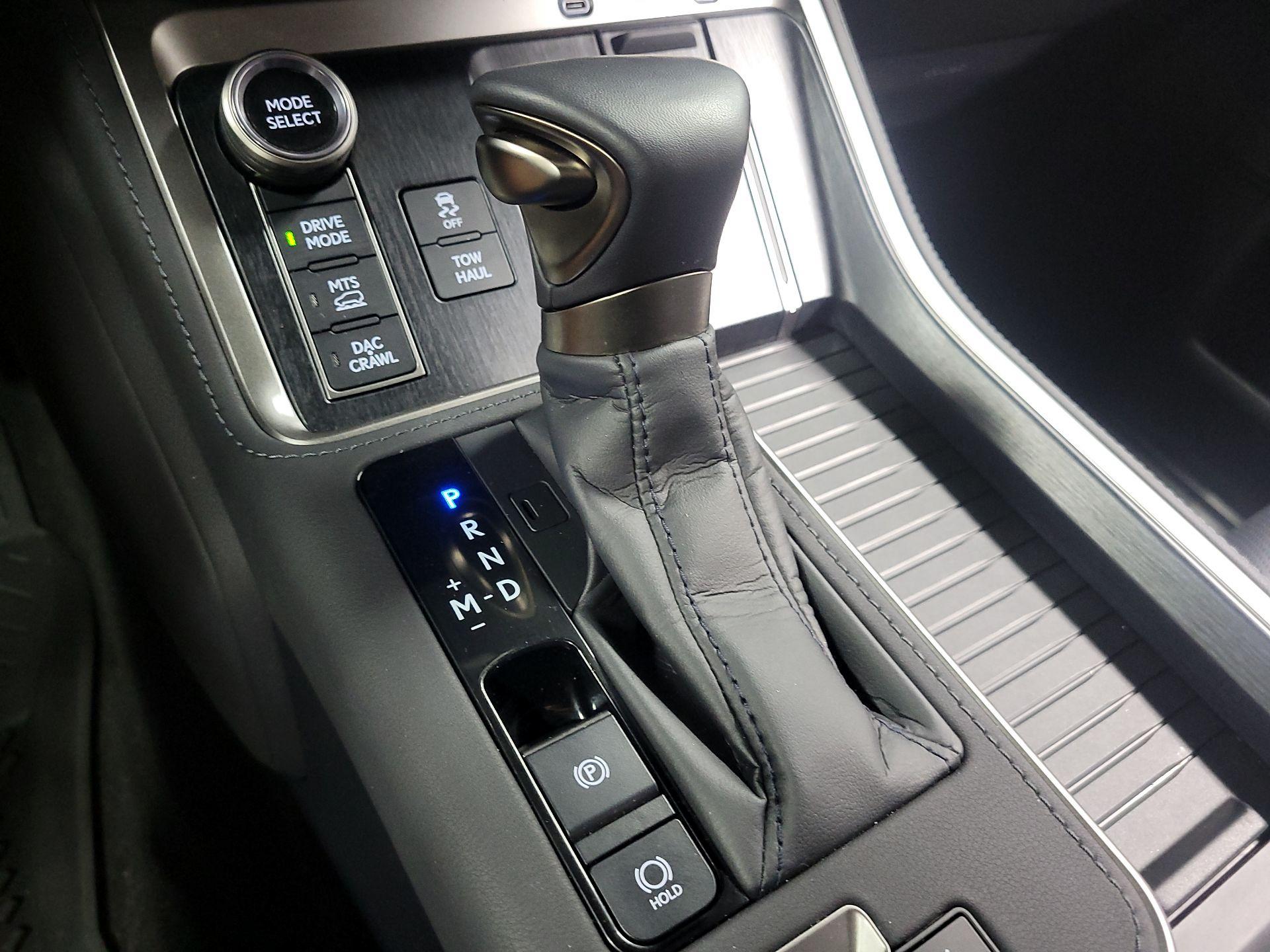 Thumbnail: 2025 Lexus GX - 17