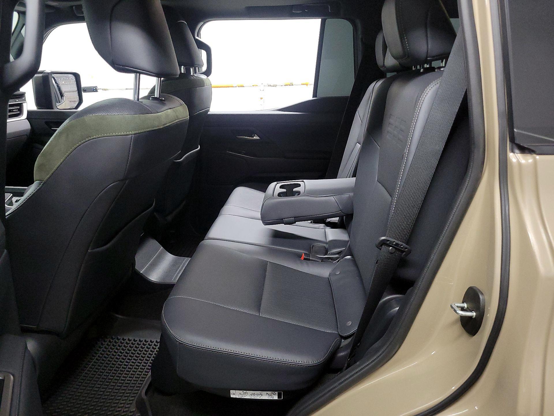 Thumbnail: 2025 Lexus GX - 20