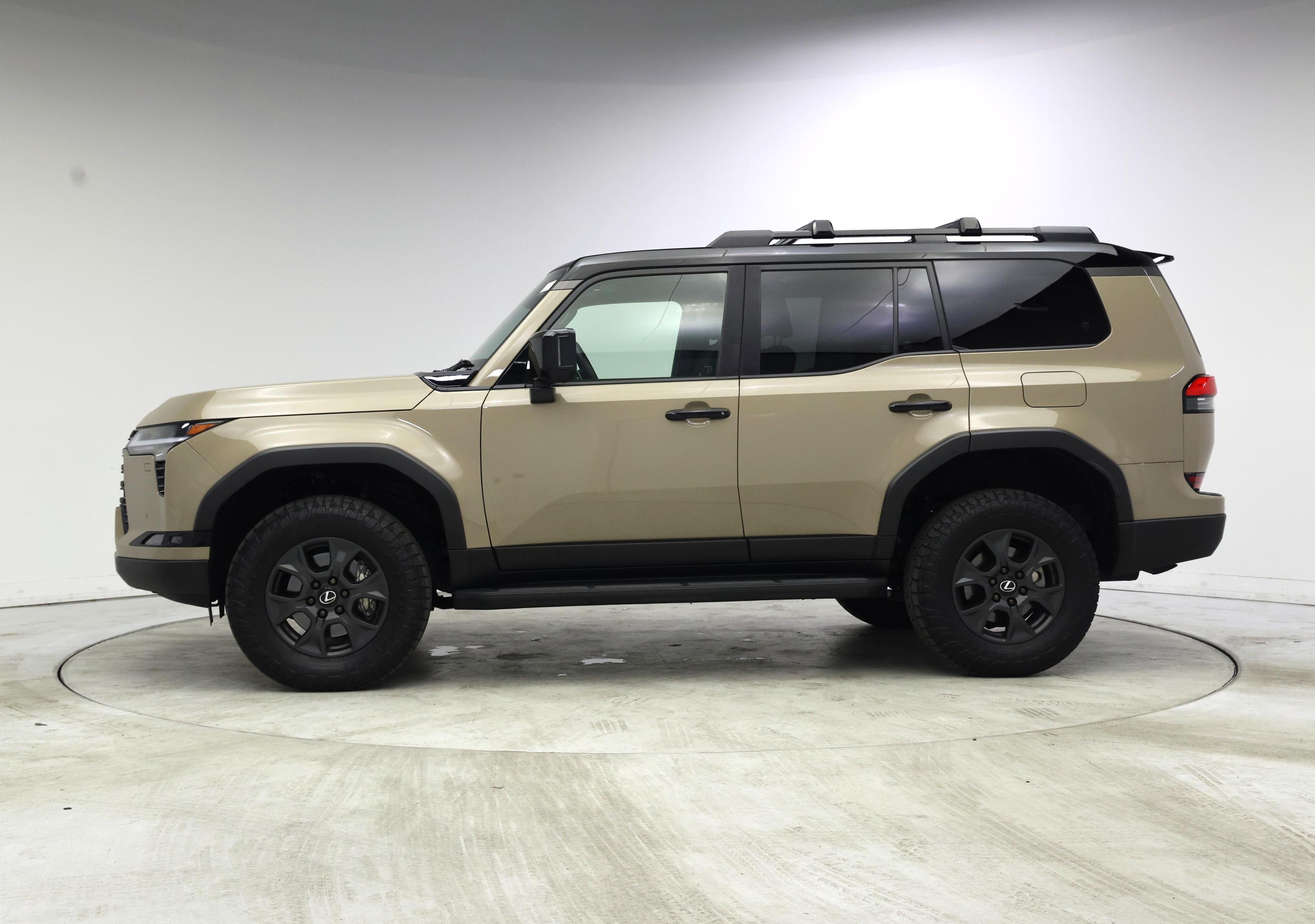 Thumbnail: 2025 Lexus GX - 3