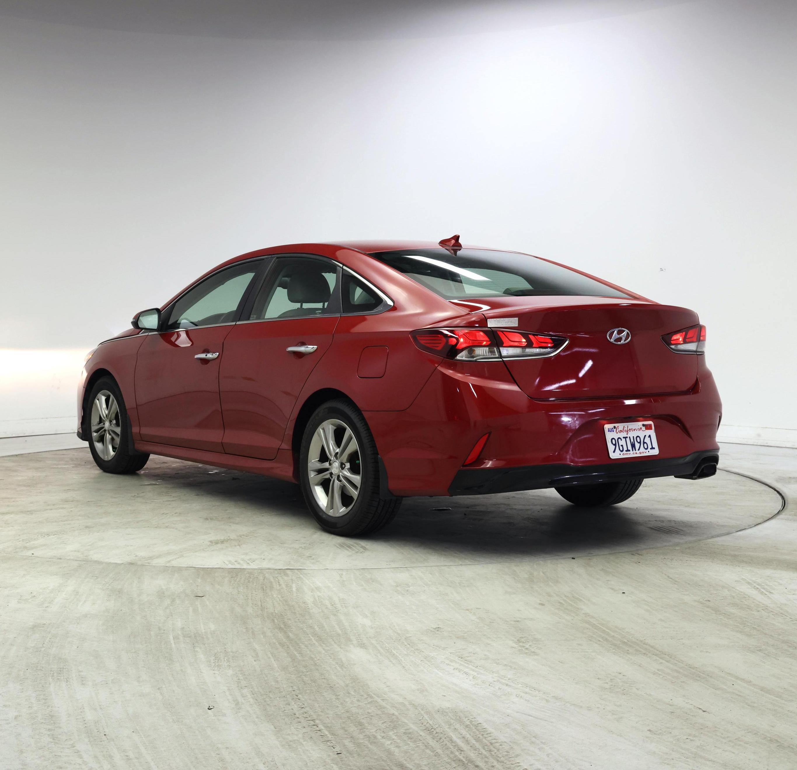 Thumbnail: 2018 Hyundai Sonata - 2