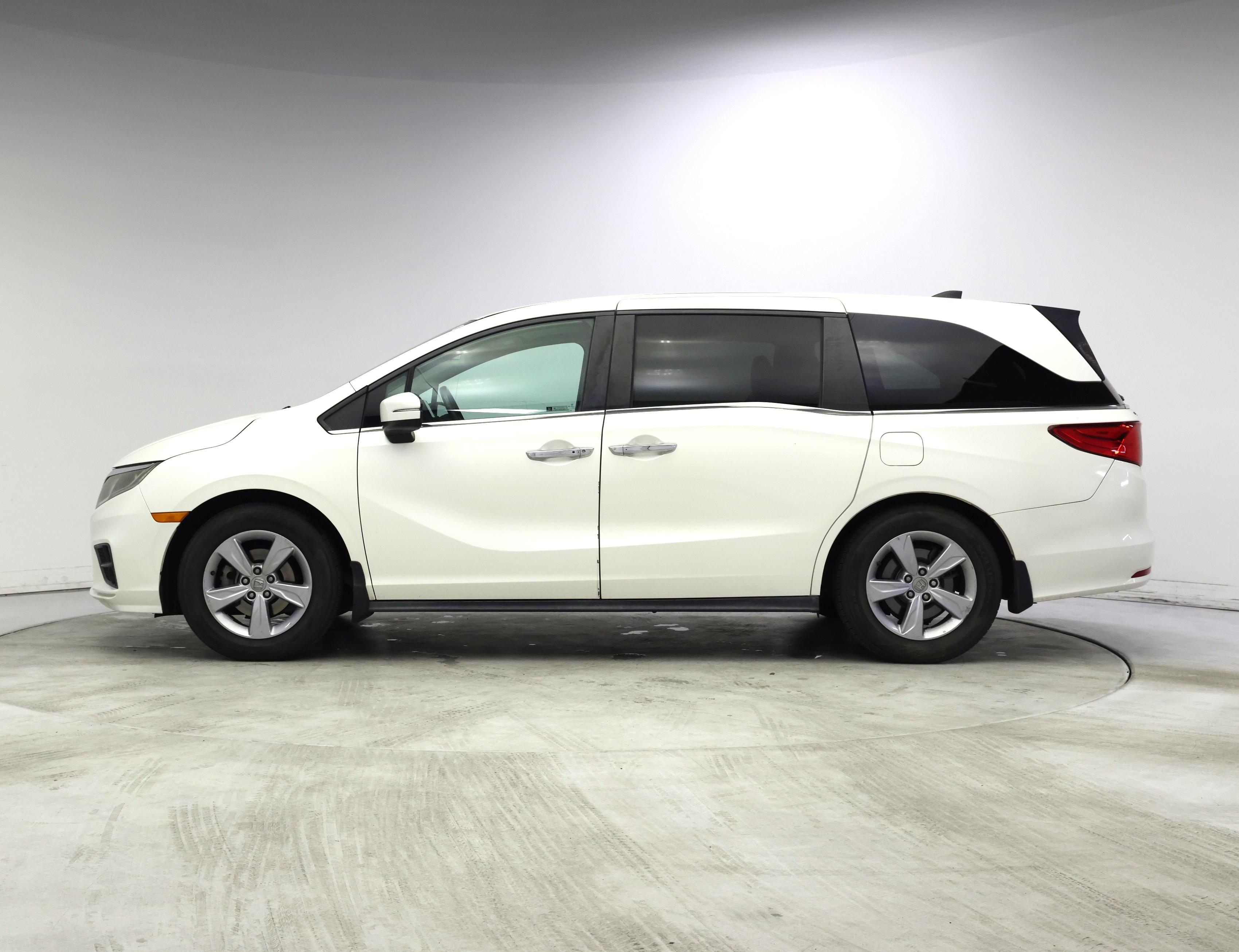 Thumbnail: 2019 Honda Odyssey - 3