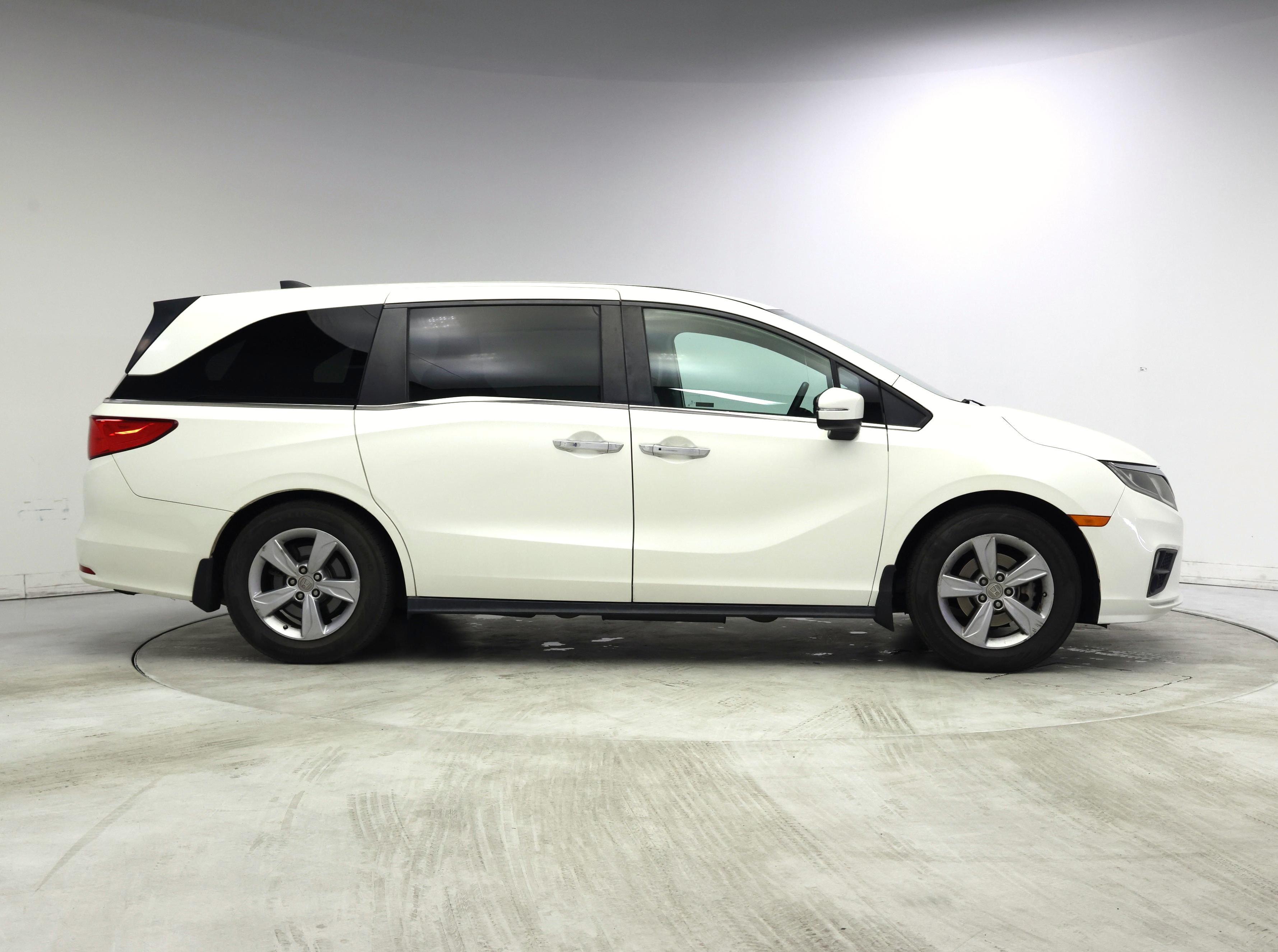 Thumbnail: 2019 Honda Odyssey - 7