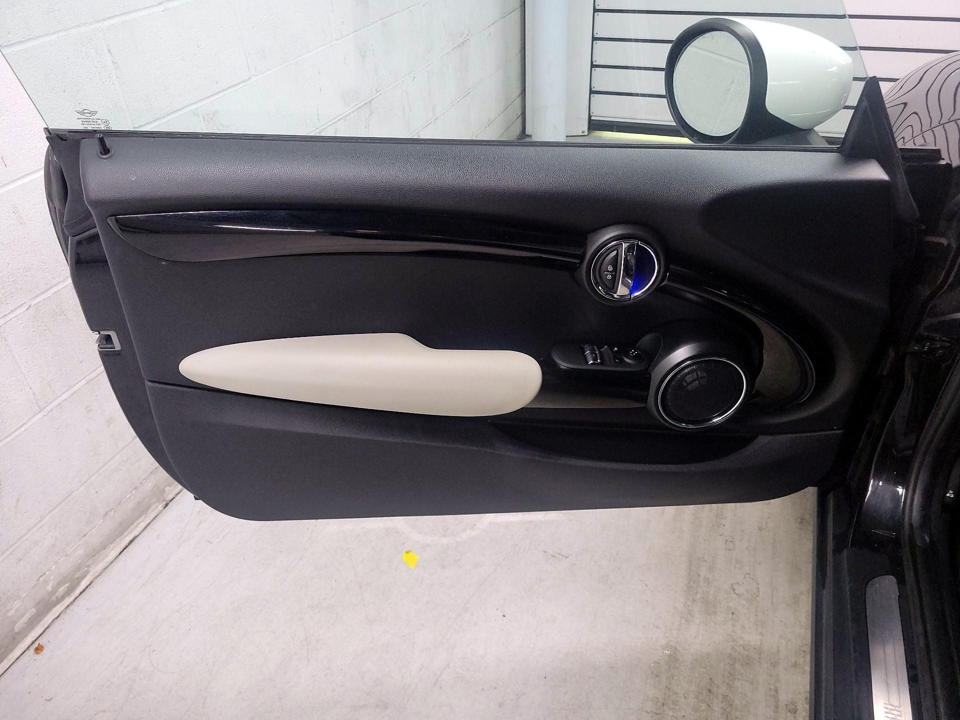 Thumbnail: 2020 MINI Cooper Hardtop - 12