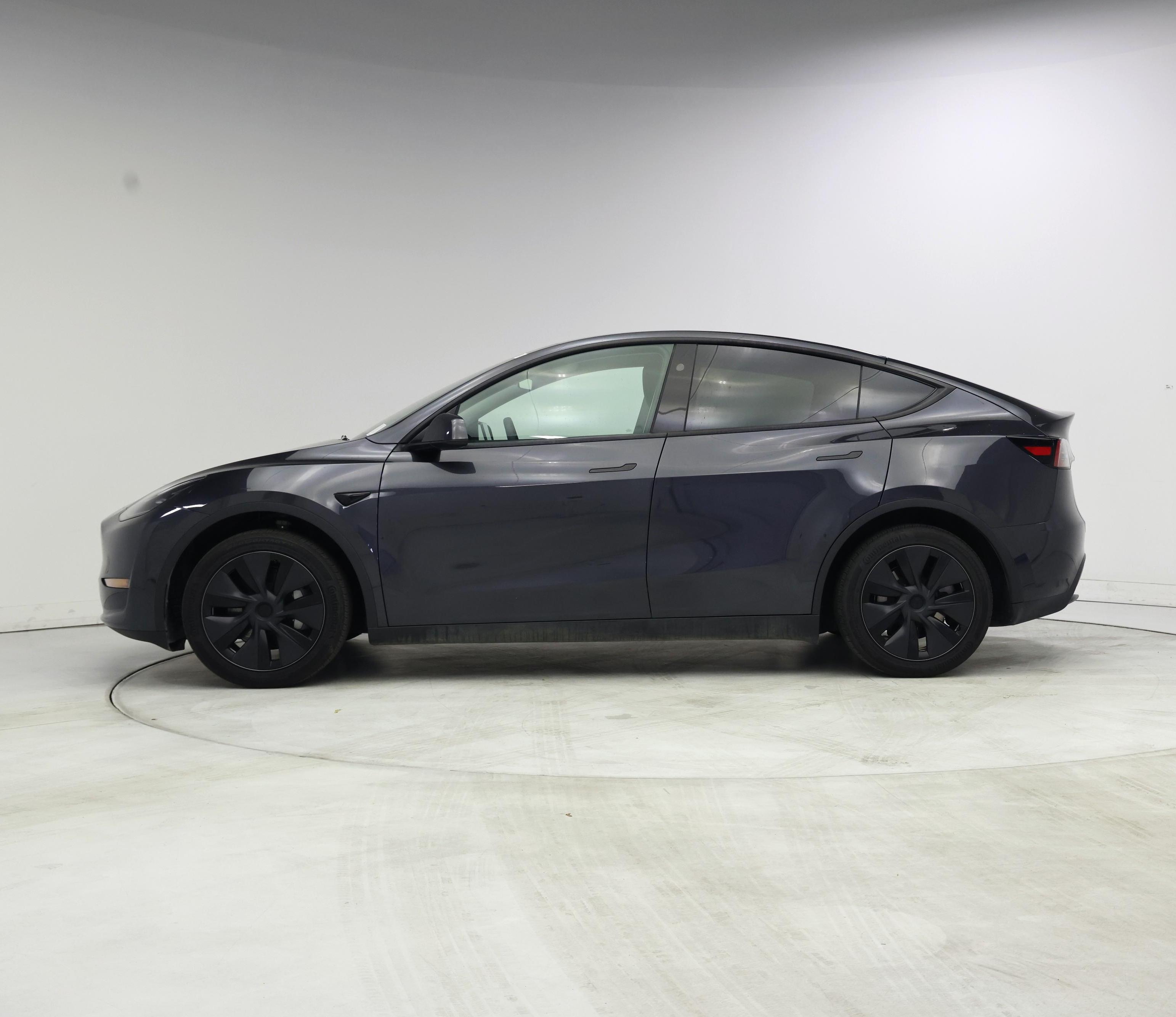 Thumbnail: 2024 Tesla Model Y - 3