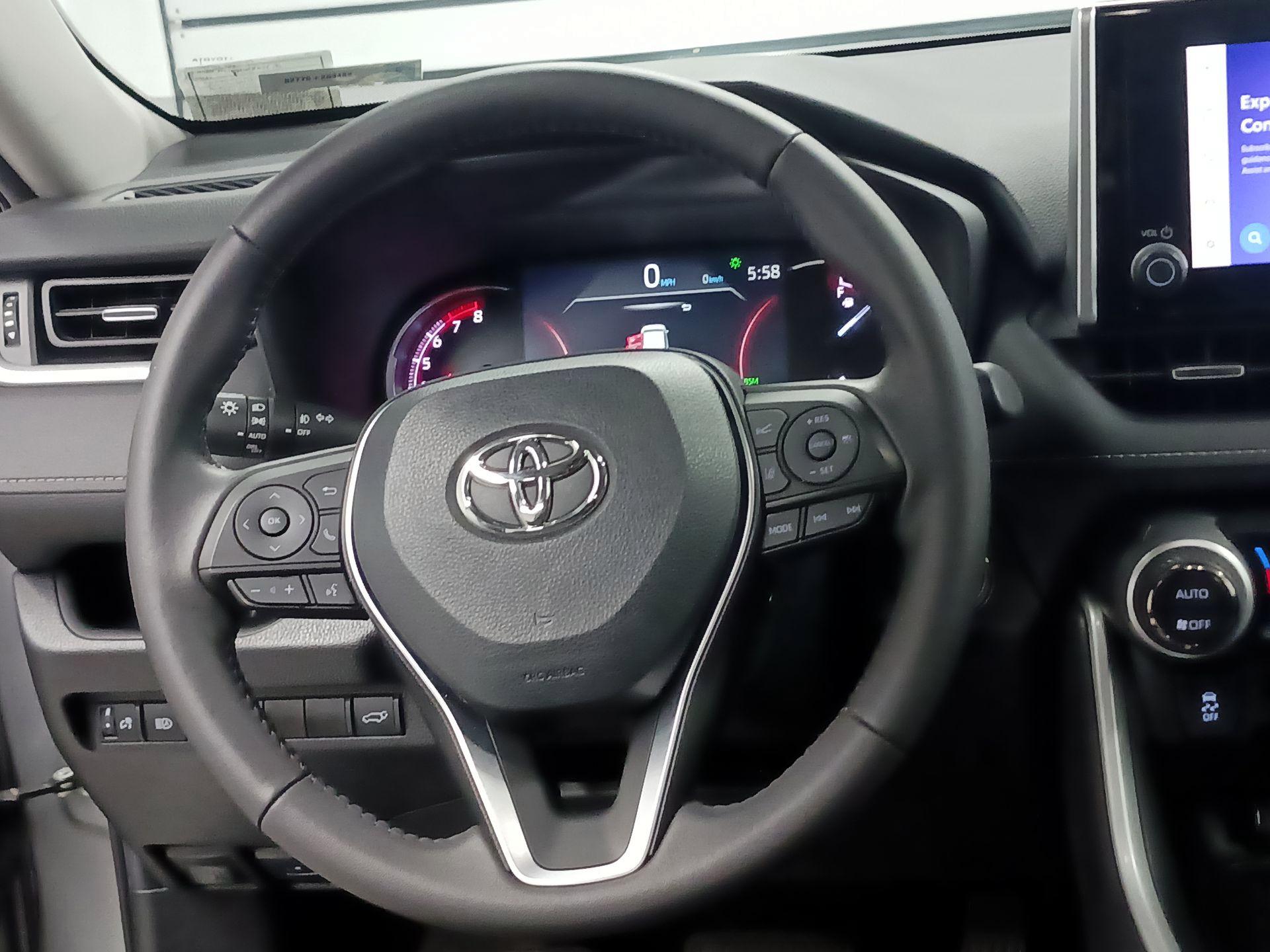 Thumbnail: 2023 Toyota RAV4 - 10