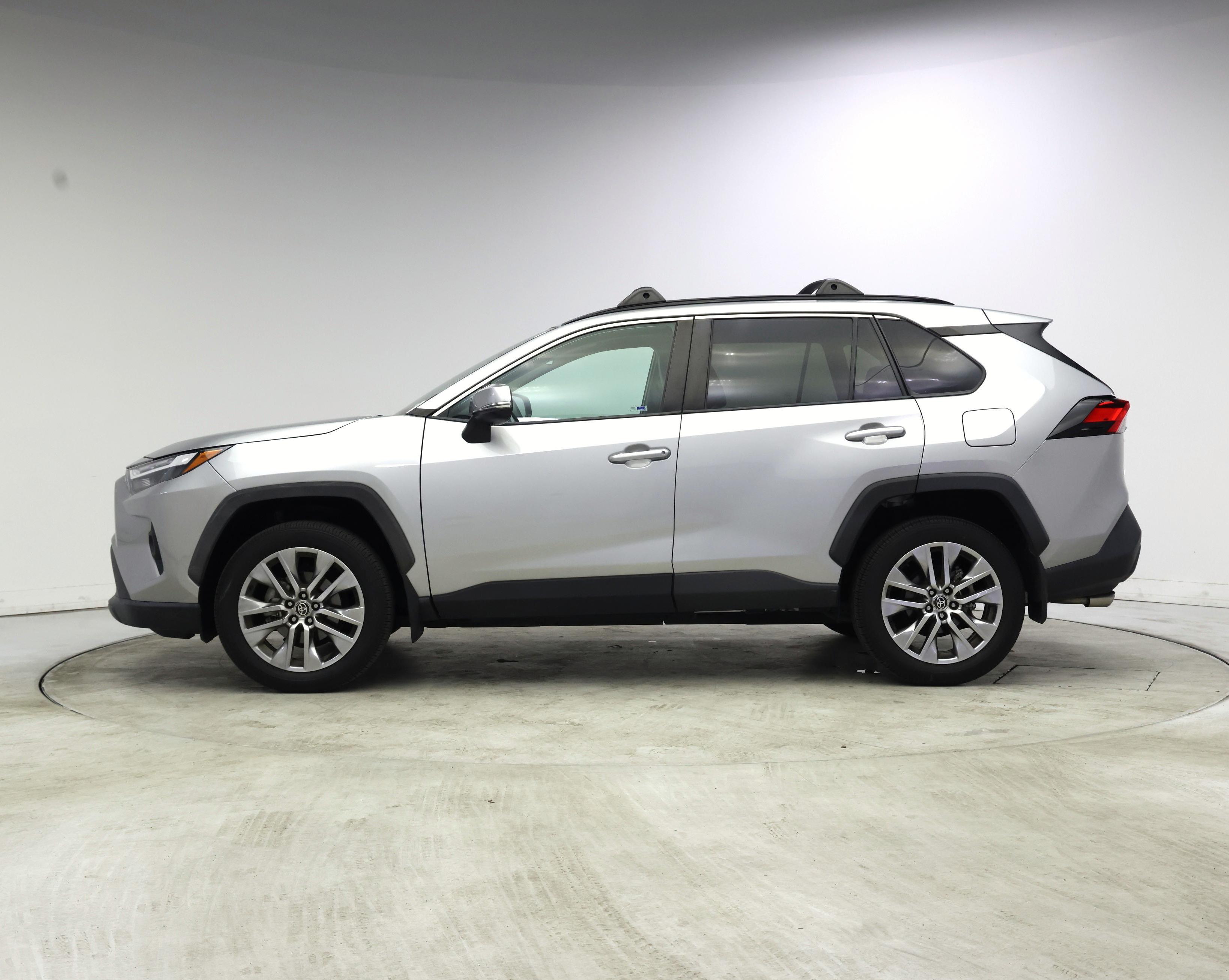 Thumbnail: 2023 Toyota RAV4 - 3