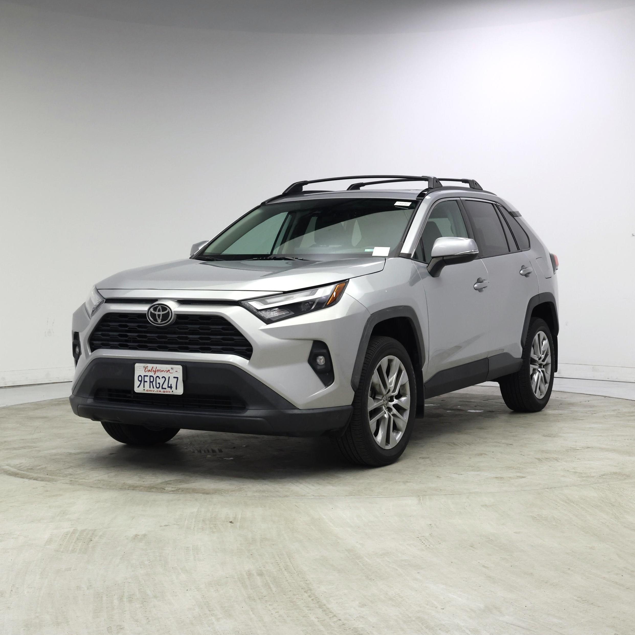 Thumbnail: 2023 Toyota RAV4 - 4