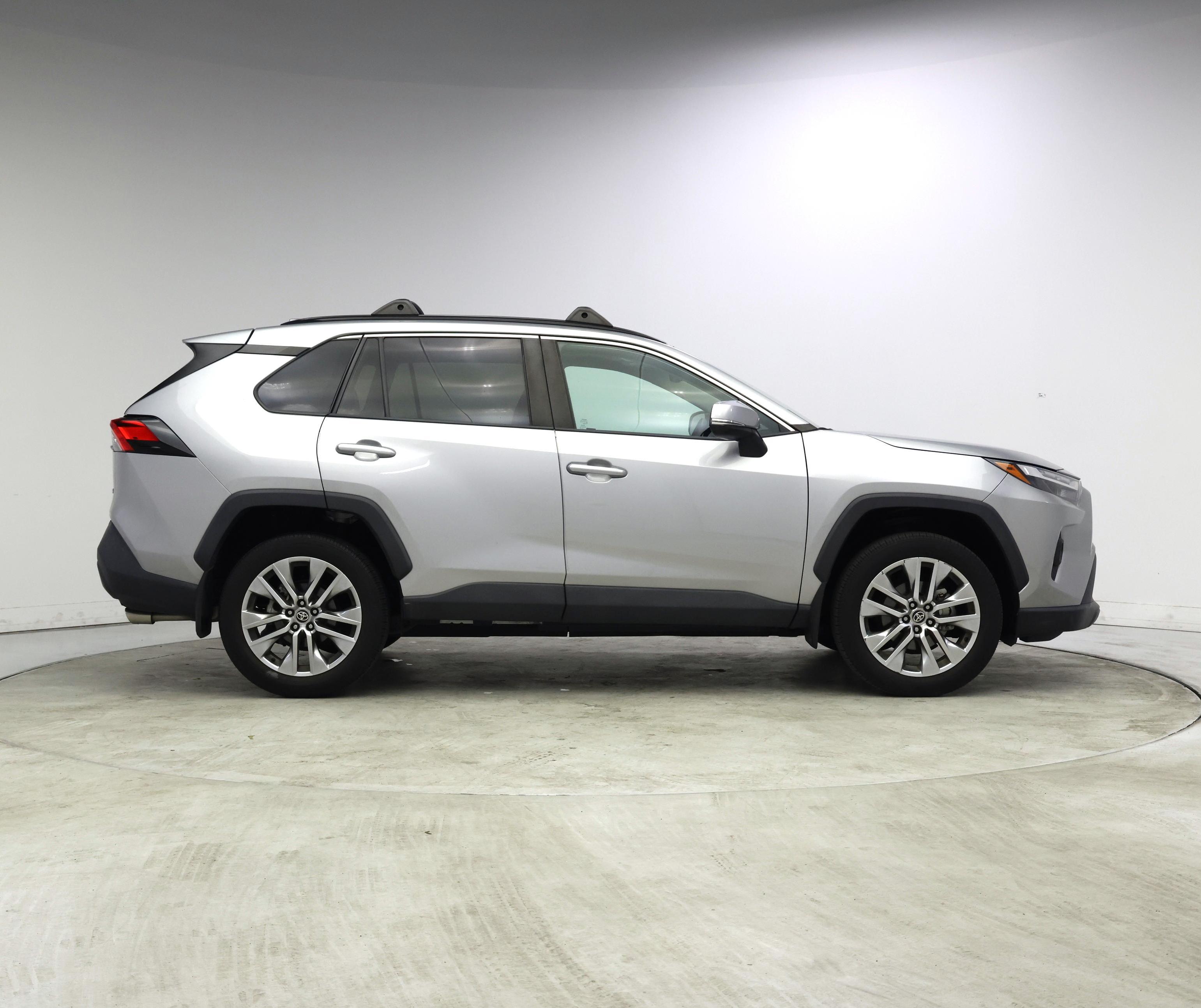 Thumbnail: 2023 Toyota RAV4 - 7