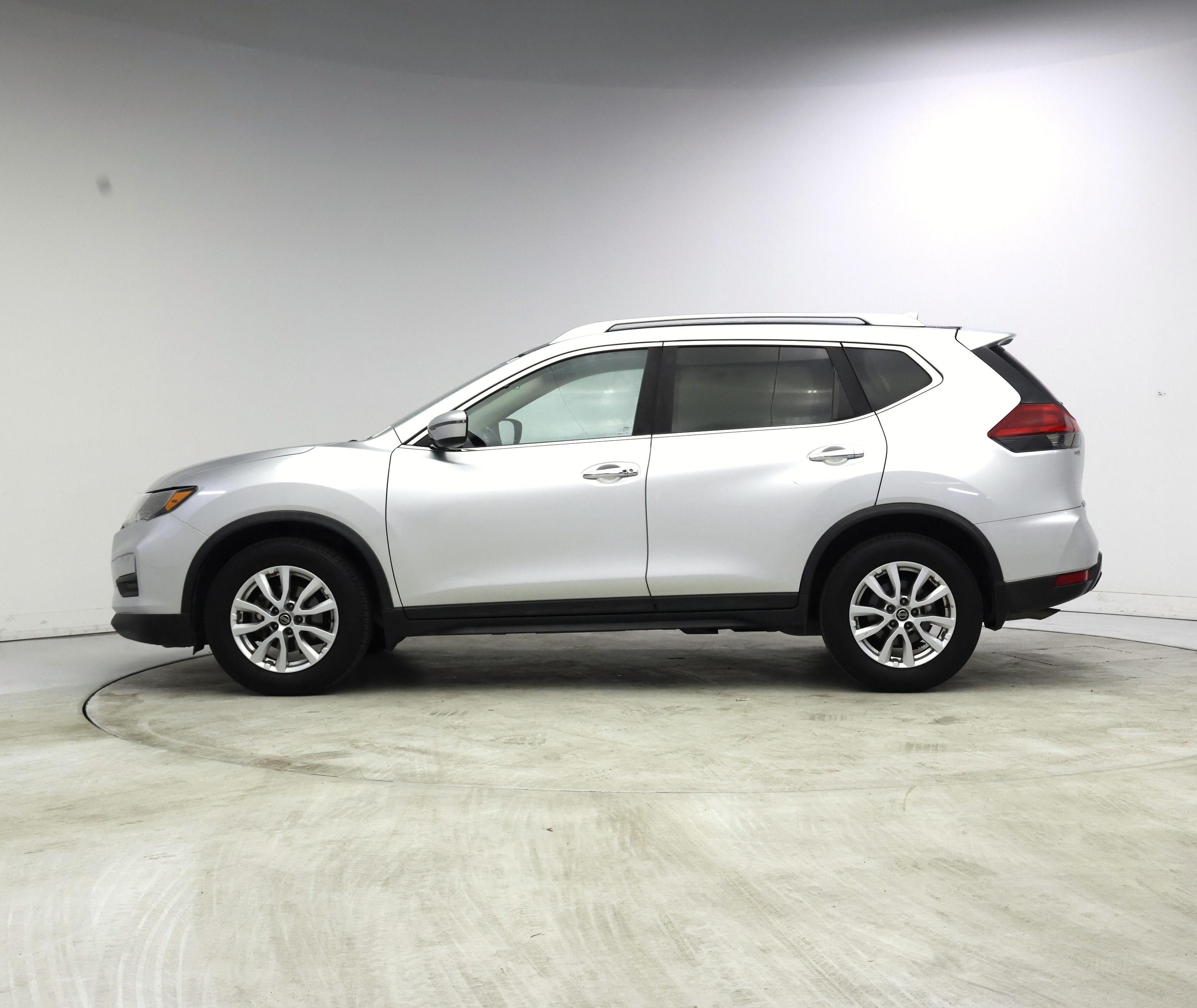Thumbnail: 2018 Nissan Rogue - 3