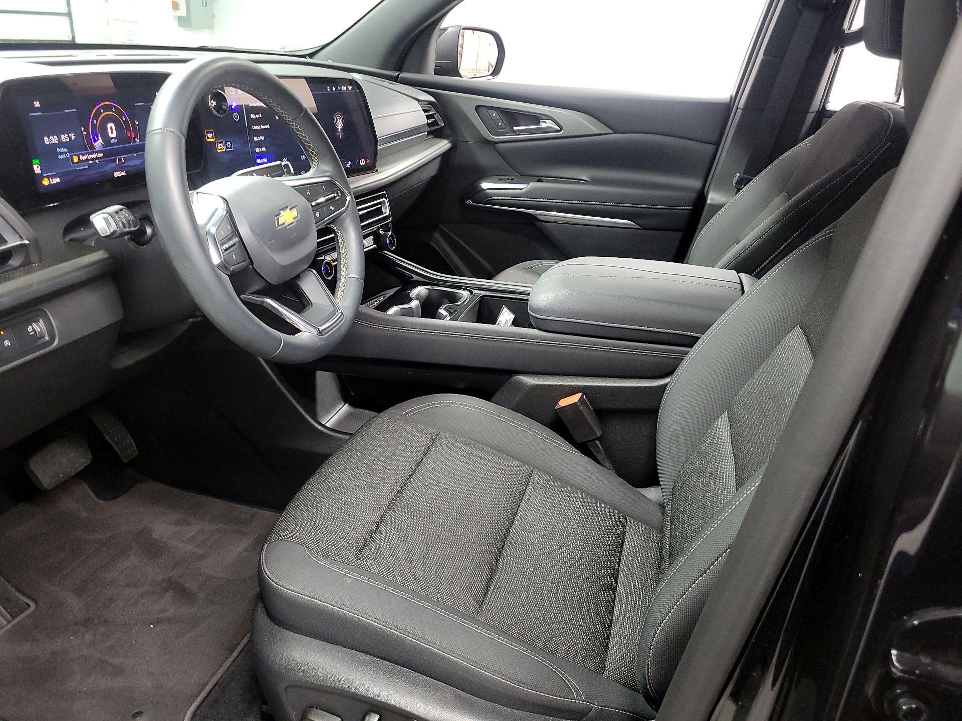 Thumbnail: 2026 Chevrolet Traverse - 11