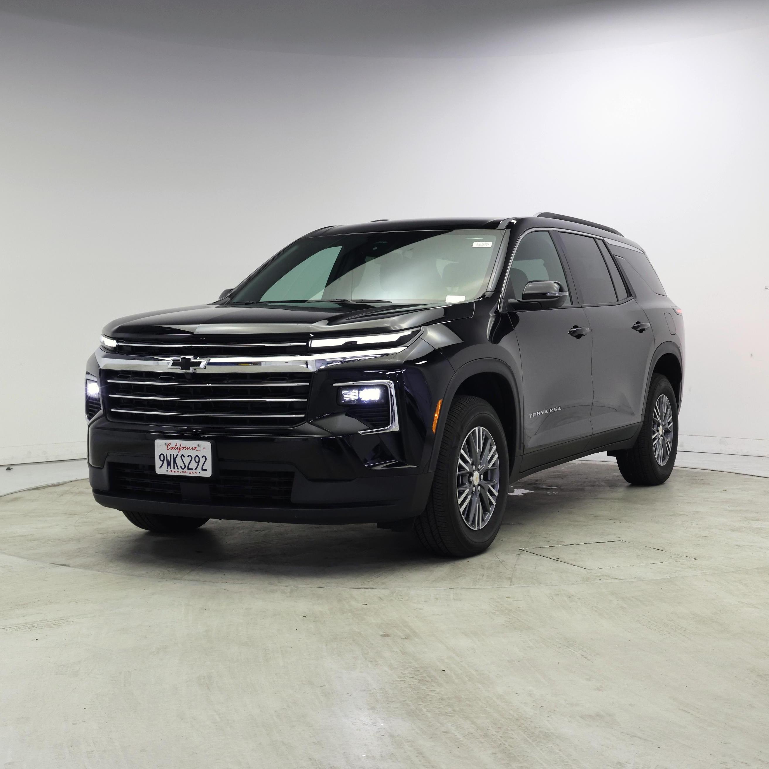 Thumbnail: 2026 Chevrolet Traverse - 4