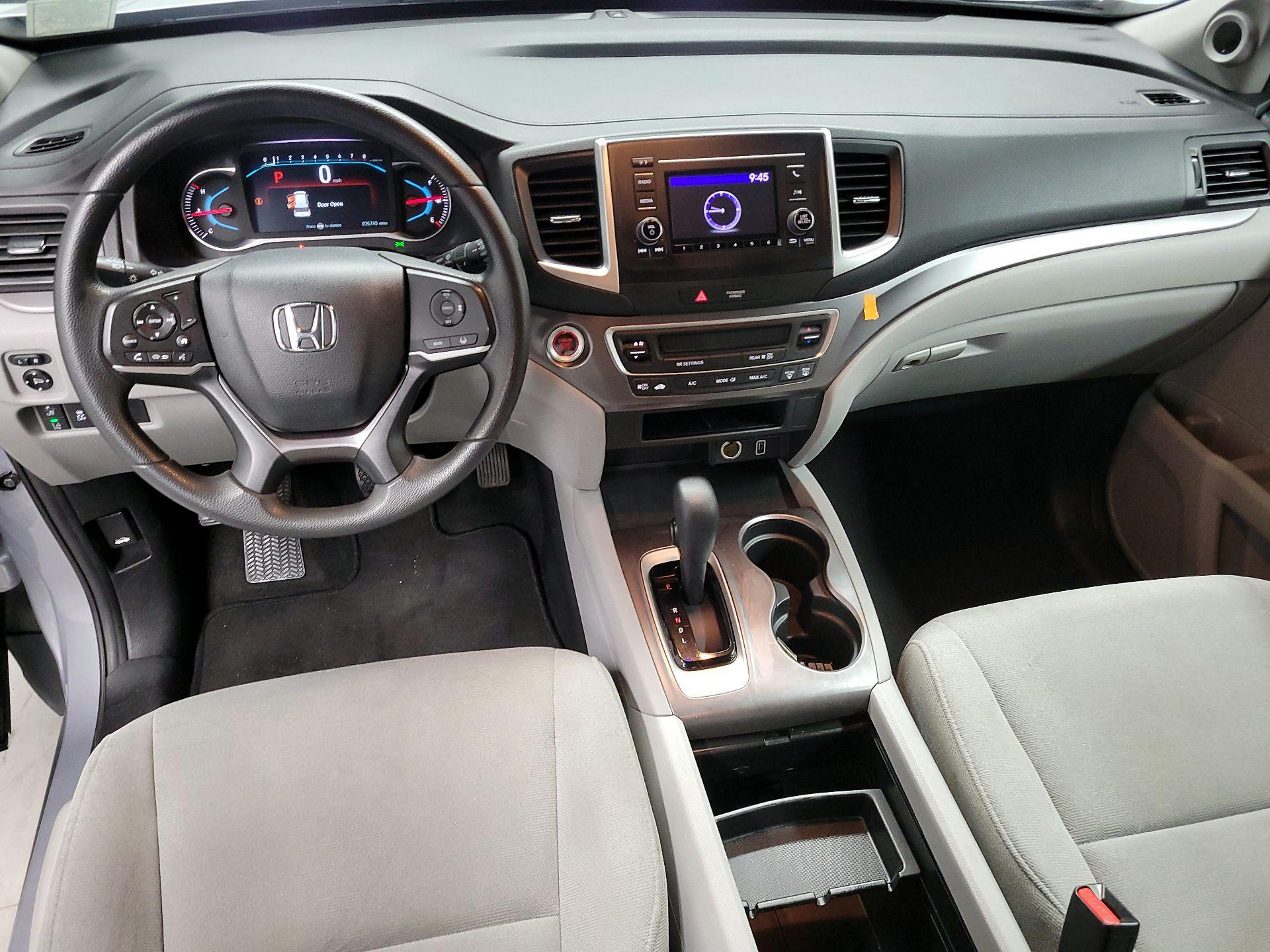 Thumbnail: 2019 Honda Pilot - 9