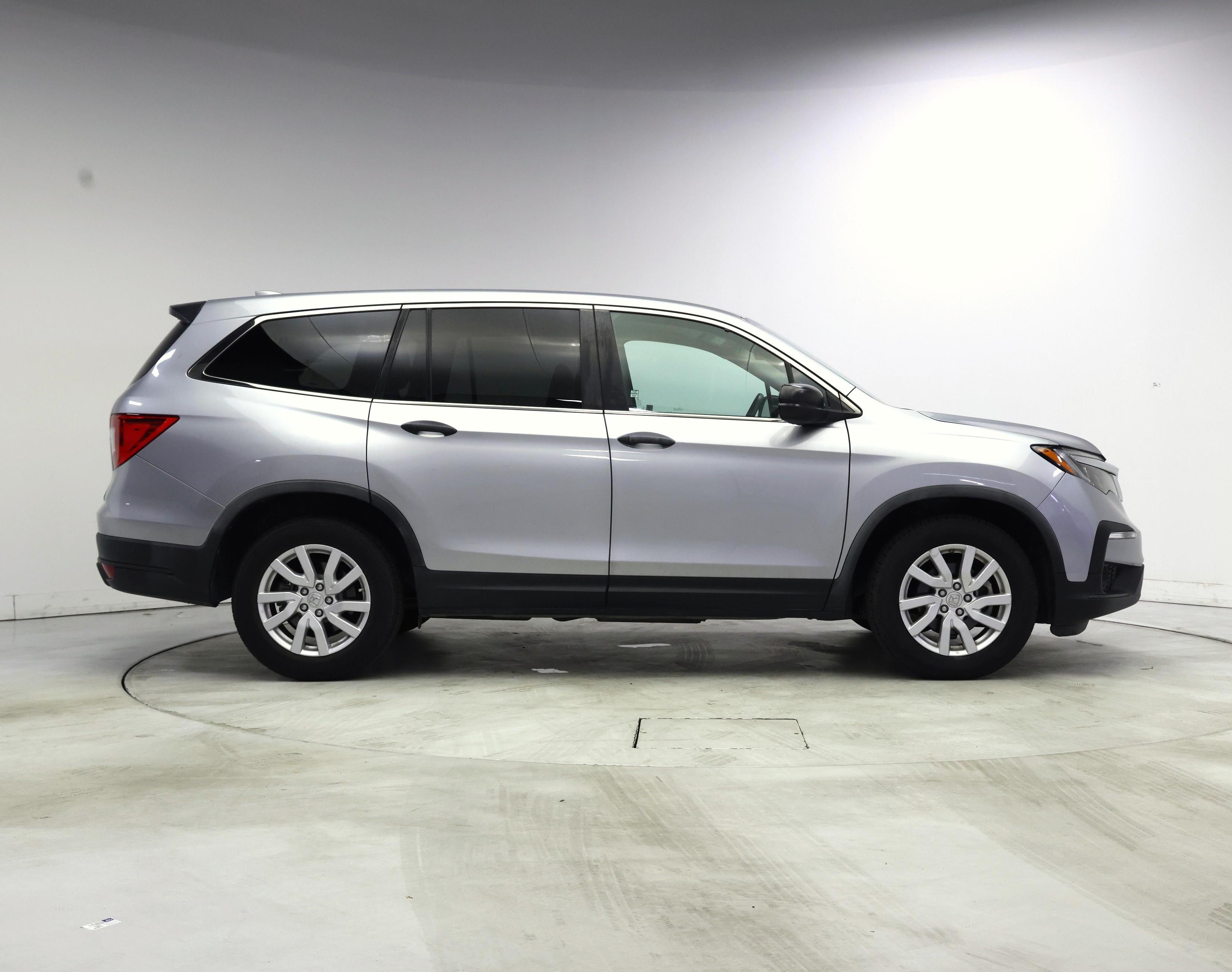 Thumbnail: 2019 Honda Pilot - 7