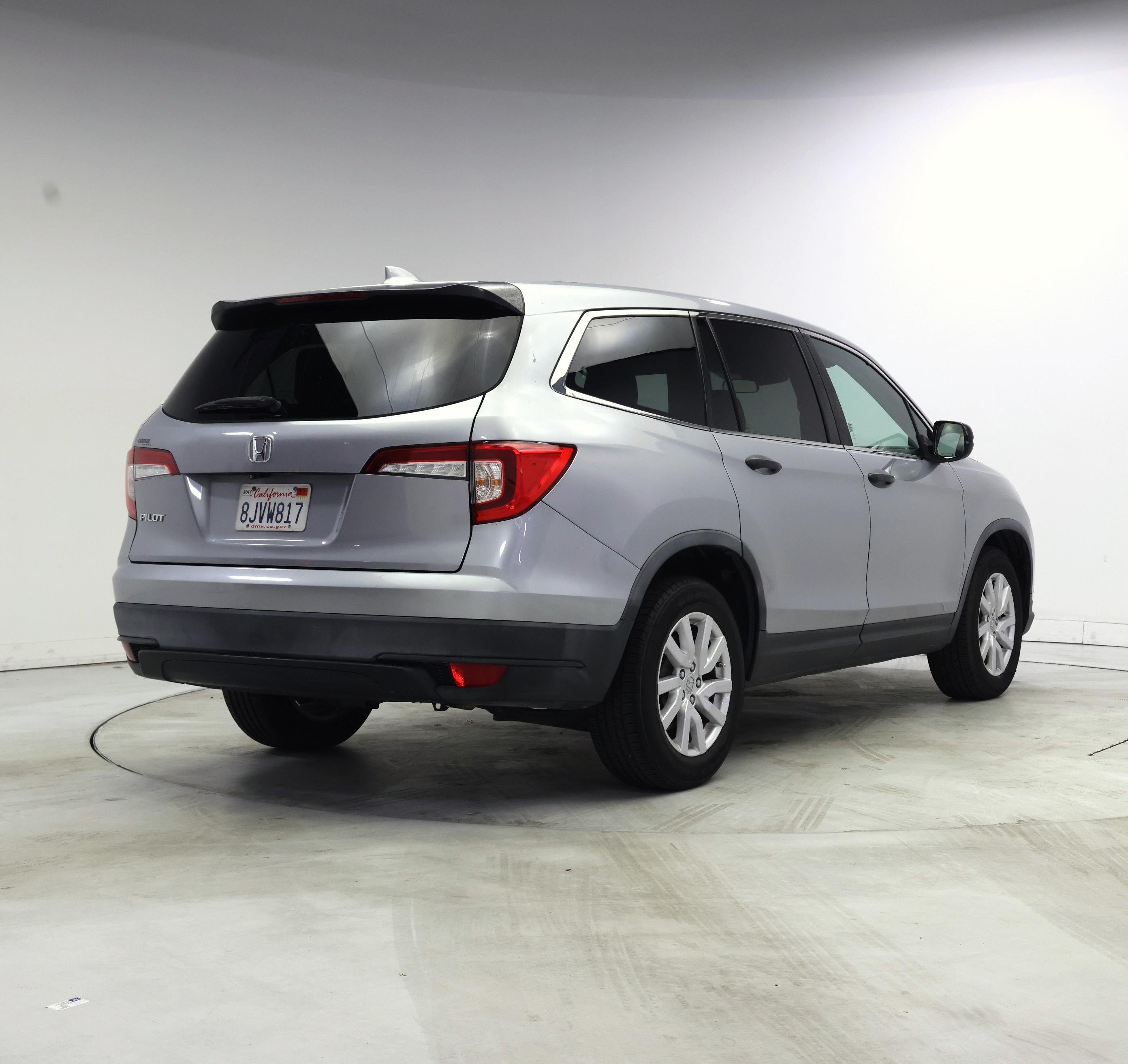 Thumbnail: 2019 Honda Pilot - 8