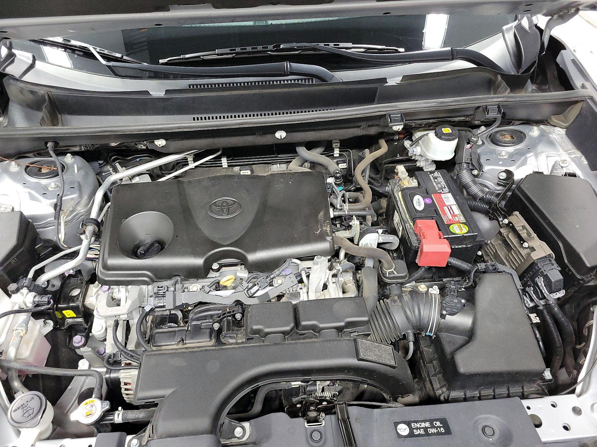 Thumbnail: 2019 Toyota RAV4 - 18
