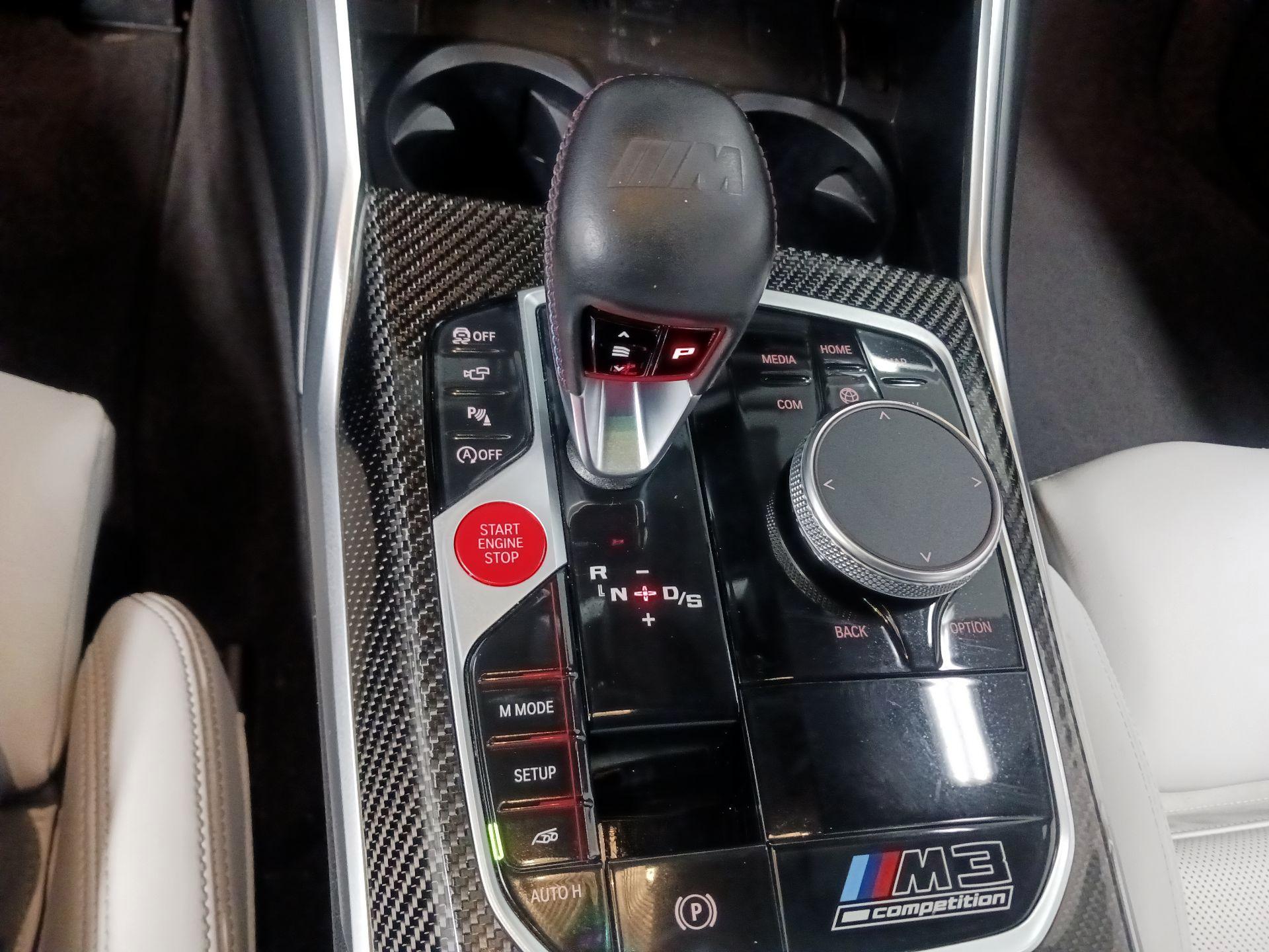 Thumbnail: 2021 BMW M3 - 16