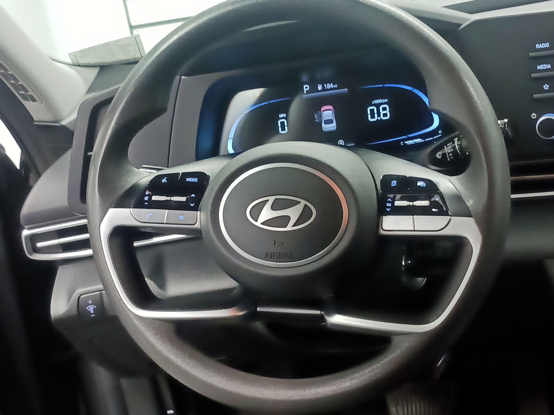 Thumbnail: 2025 Hyundai Elantra - 10