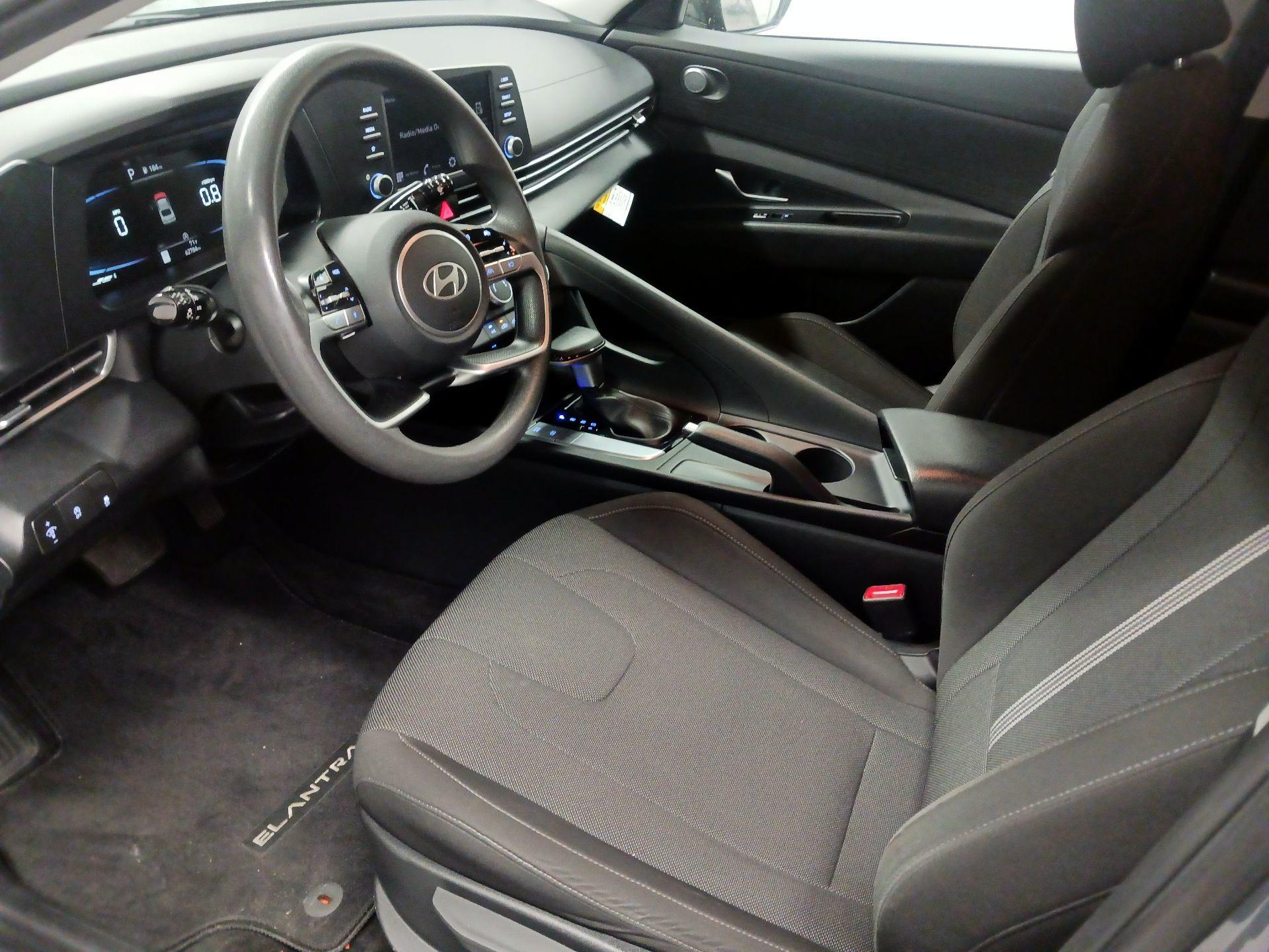 Thumbnail: 2025 Hyundai Elantra - 11