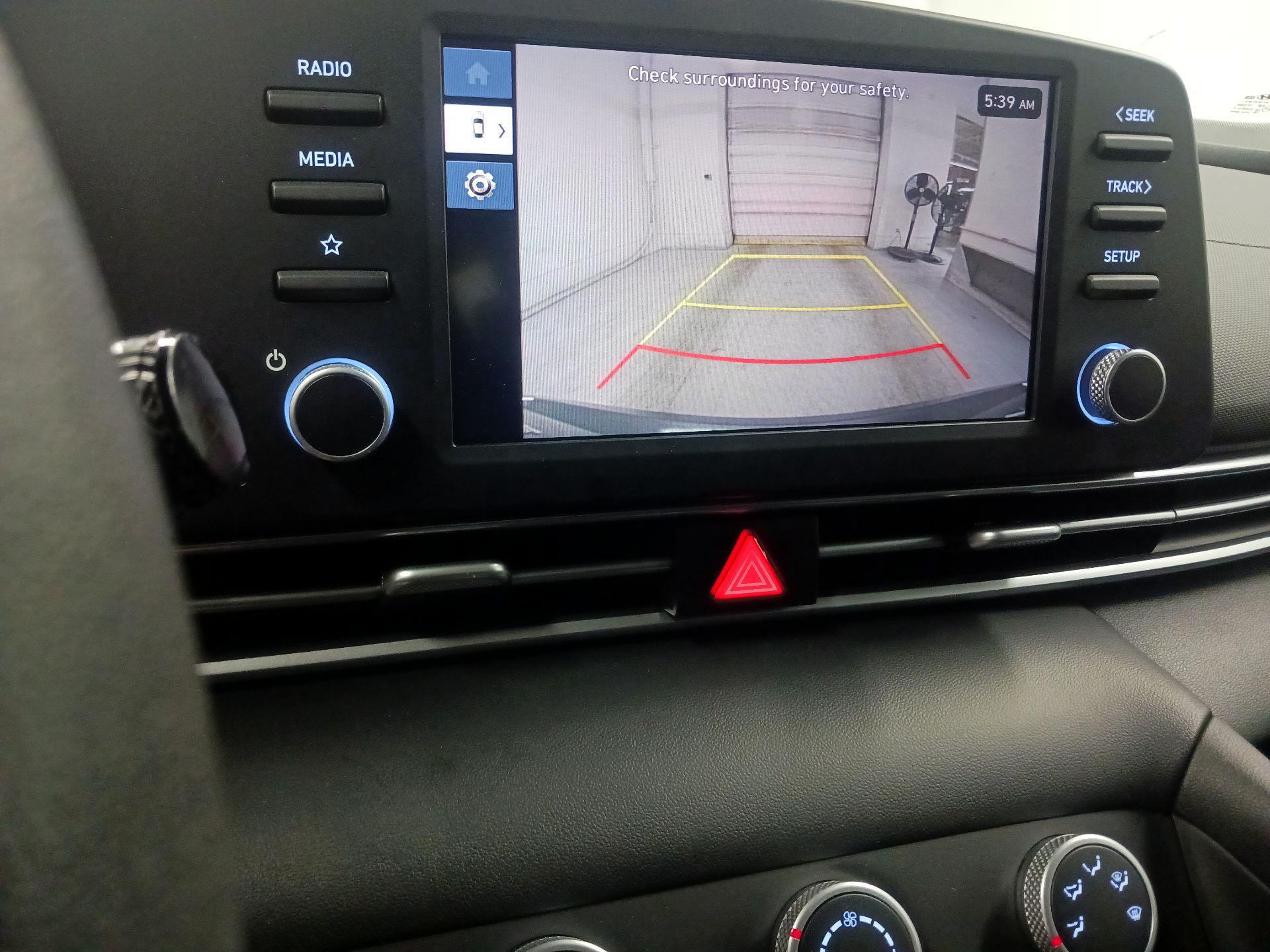 Thumbnail: 2025 Hyundai Elantra - 14