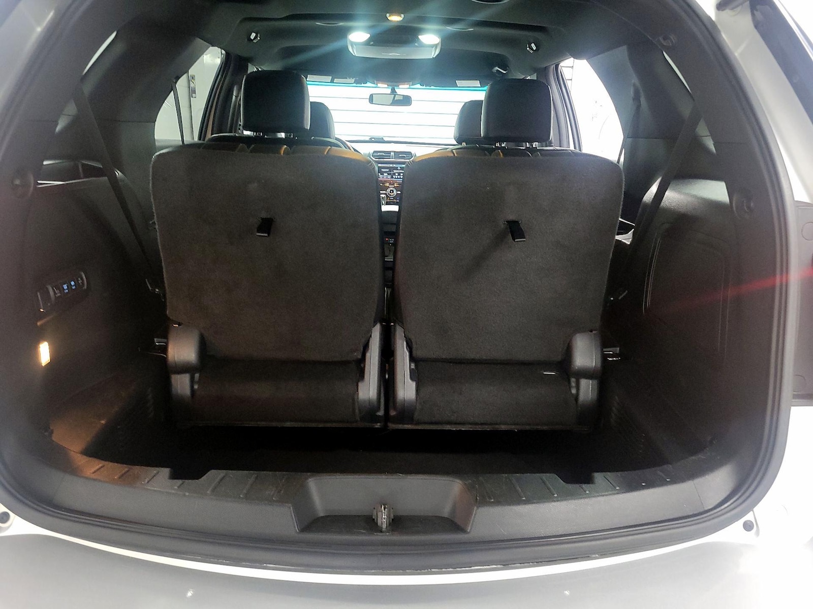 2016 Ford Explorer Limited - Photo 17
