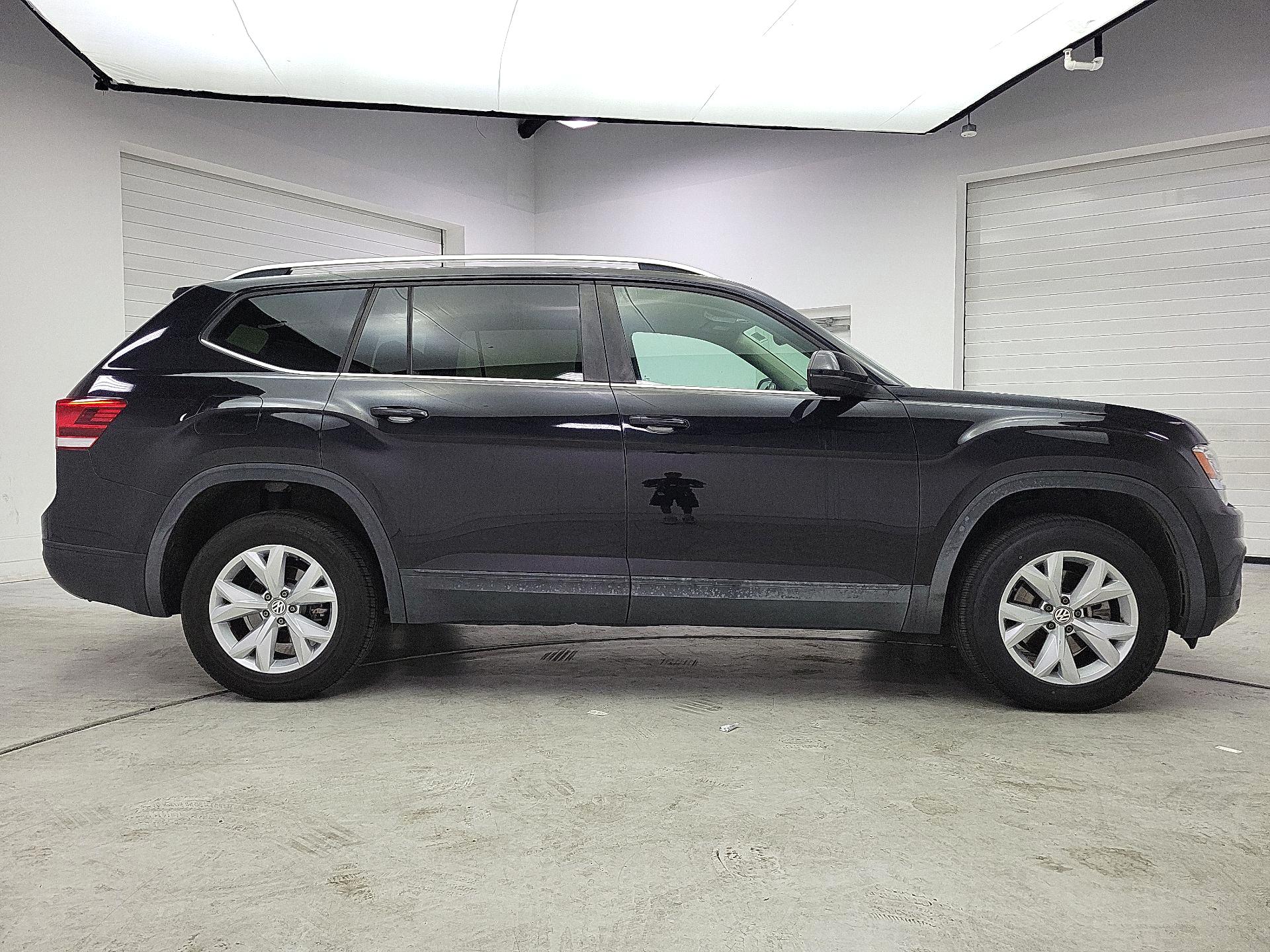 Thumbnail: 2019 Volkswagen Atlas - 4