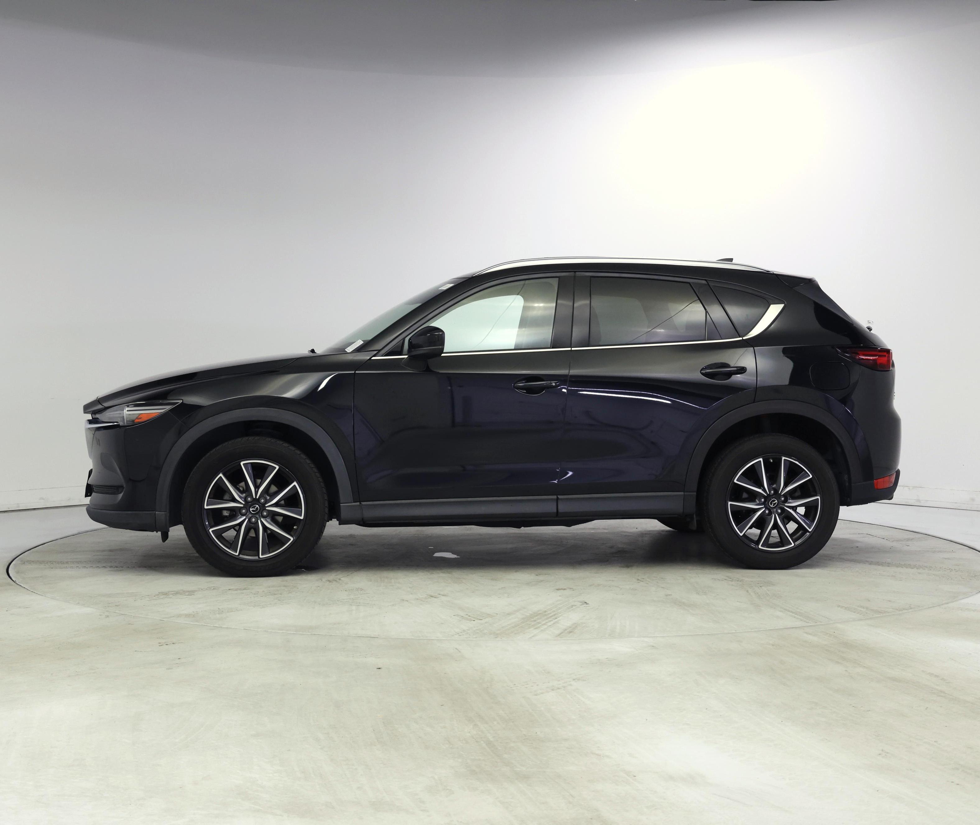 Thumbnail: 2017 Mazda CX-5 - 3