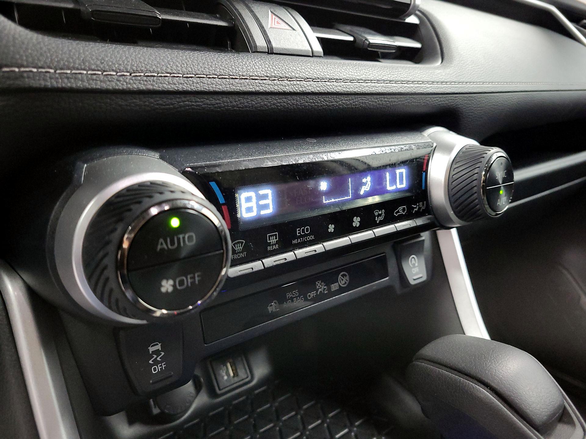 Thumbnail: 2023 Toyota RAV4 - 16
