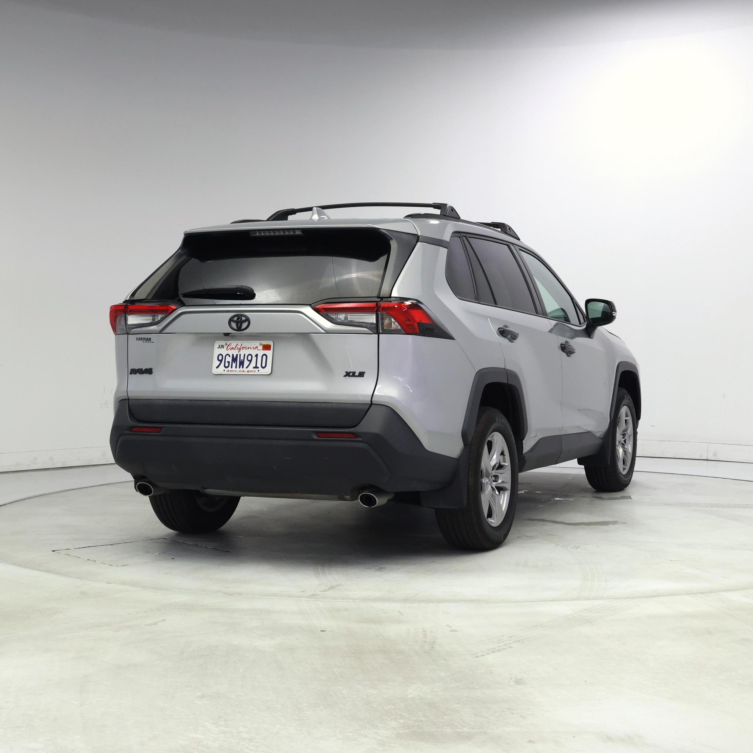 Thumbnail: 2023 Toyota RAV4 - 8