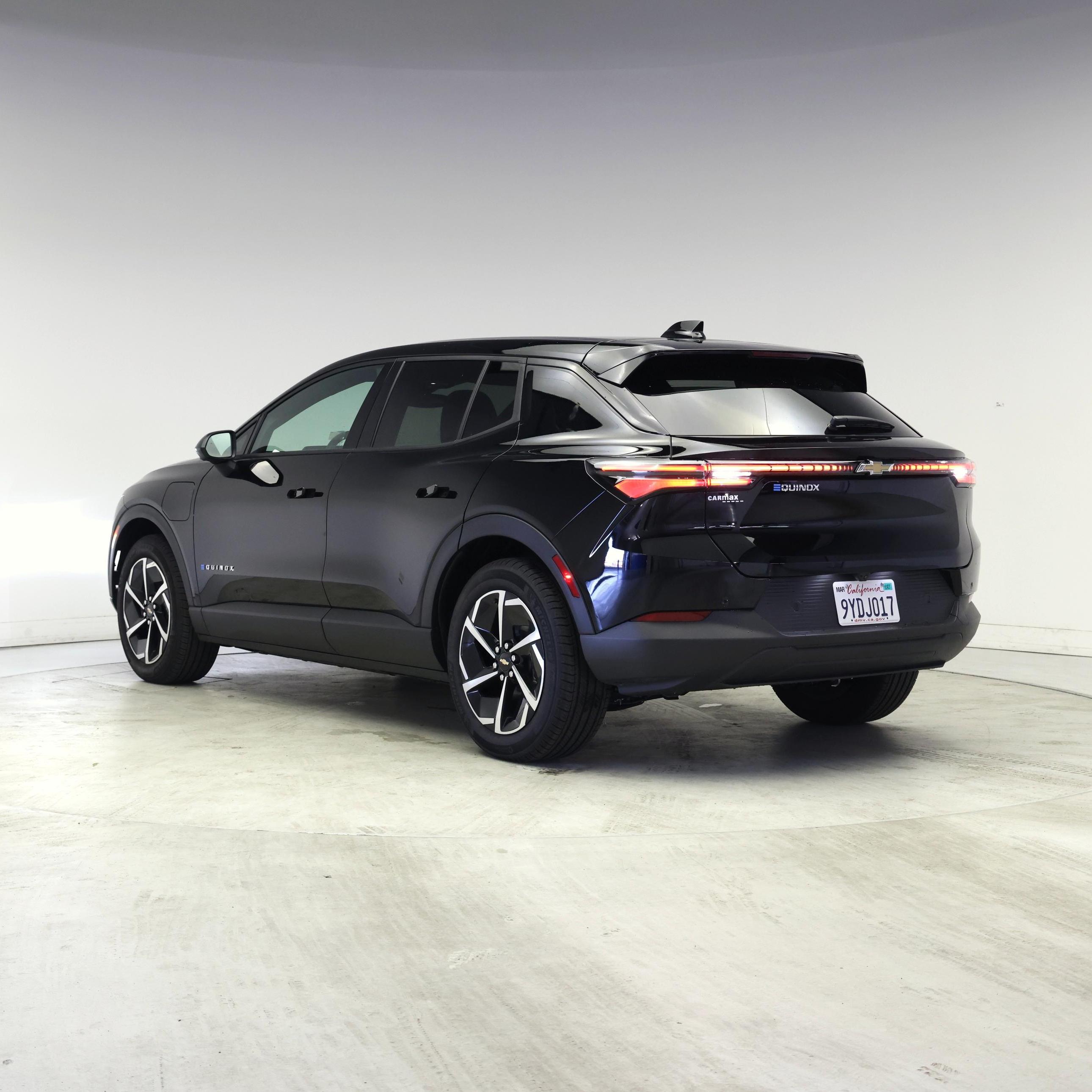 Thumbnail: 2026 Chevrolet Equinox - 2