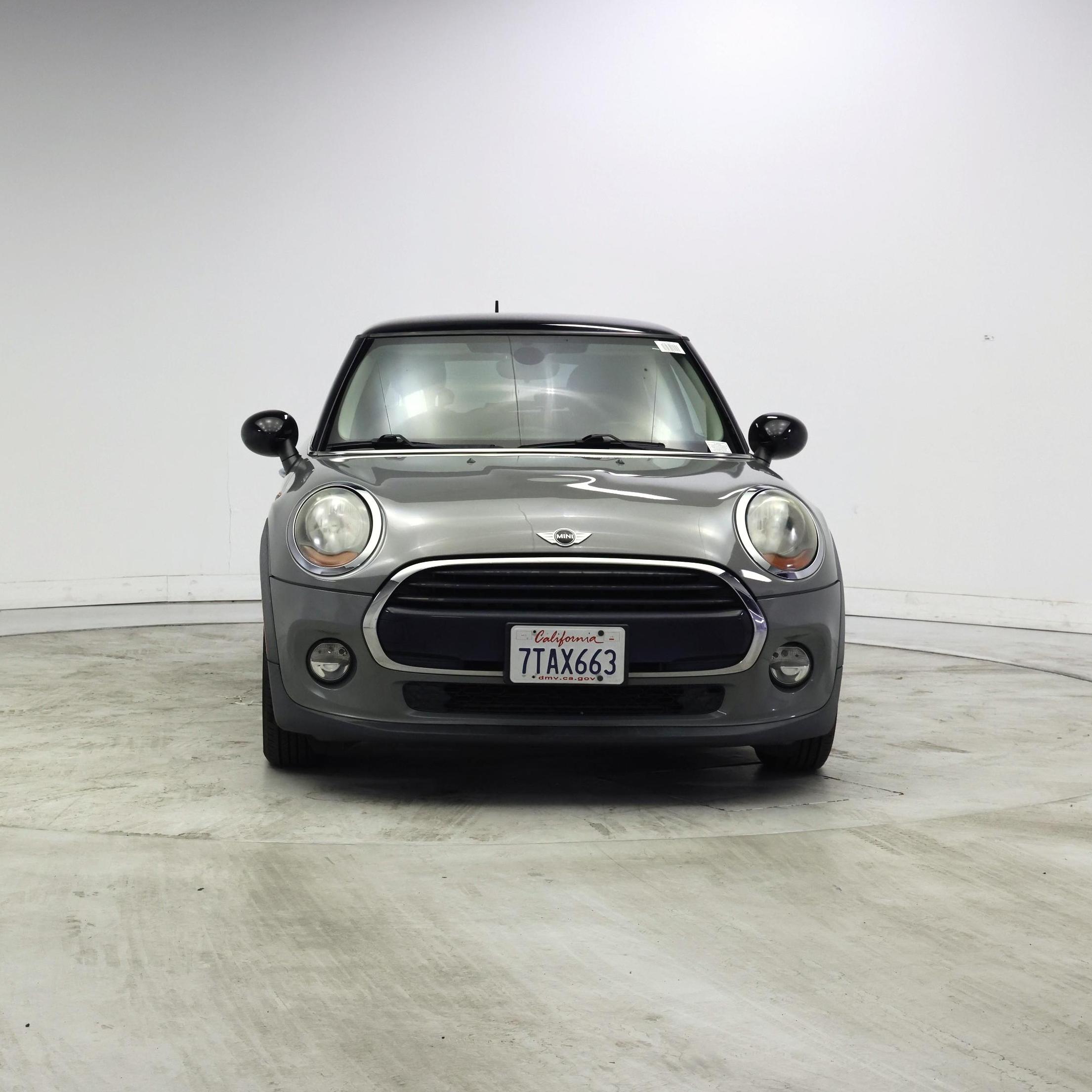 Thumbnail: 2016 MINI Cooper Hardtop - 5