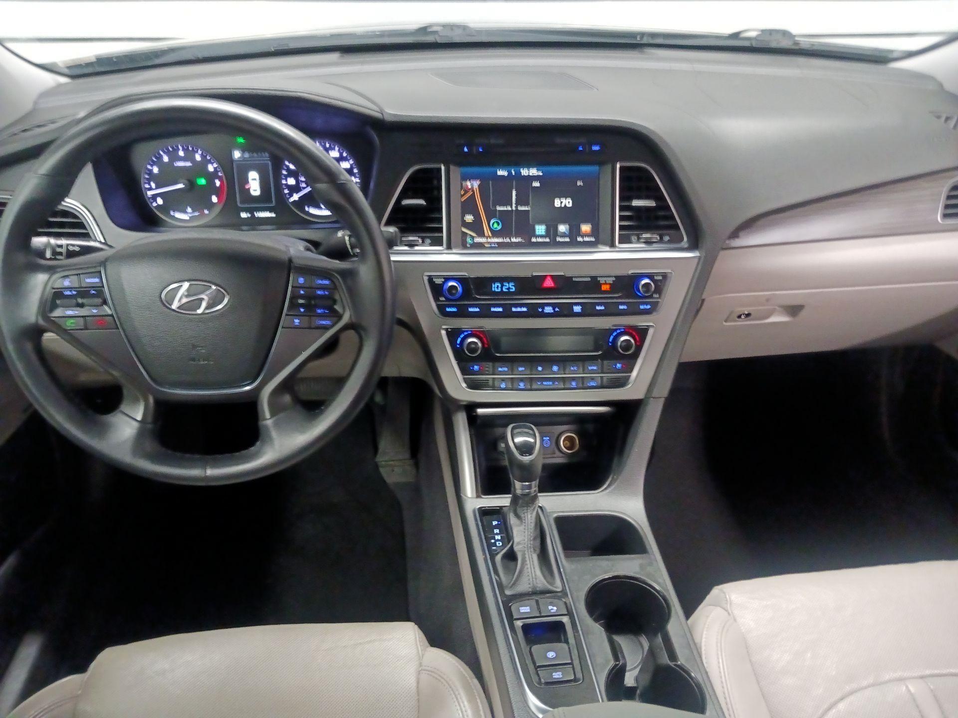 Thumbnail: 2015 Hyundai Sonata - 9