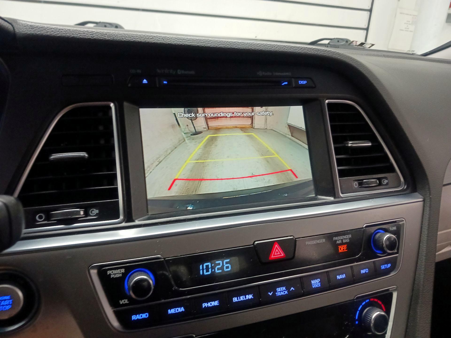 Thumbnail: 2015 Hyundai Sonata - 13