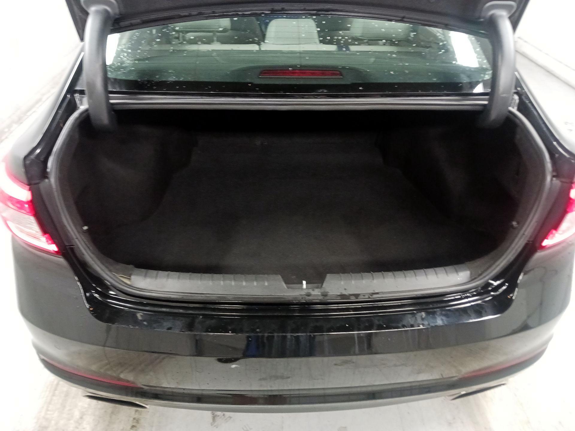 Thumbnail: 2015 Hyundai Sonata - 17
