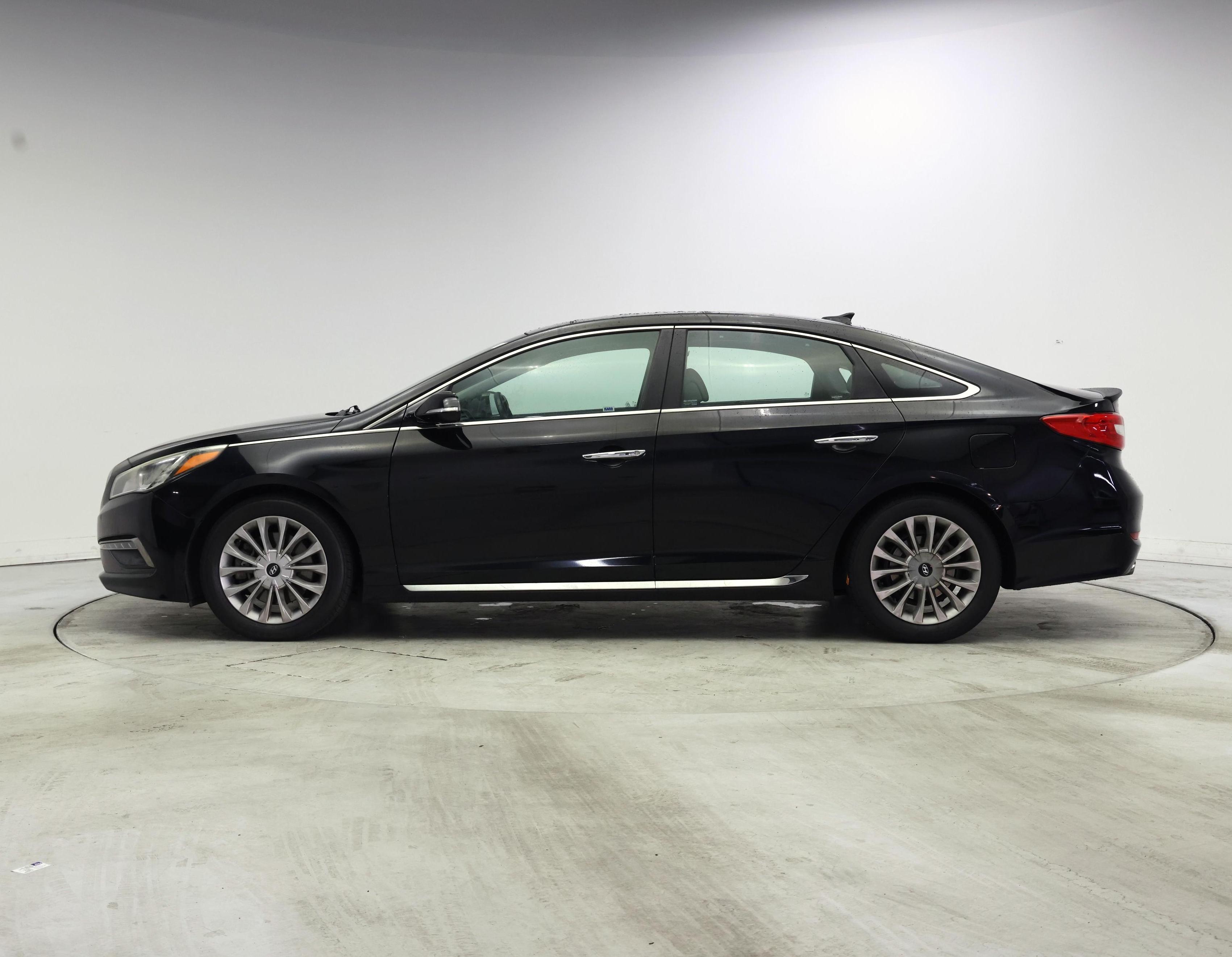 Thumbnail: 2015 Hyundai Sonata - 3