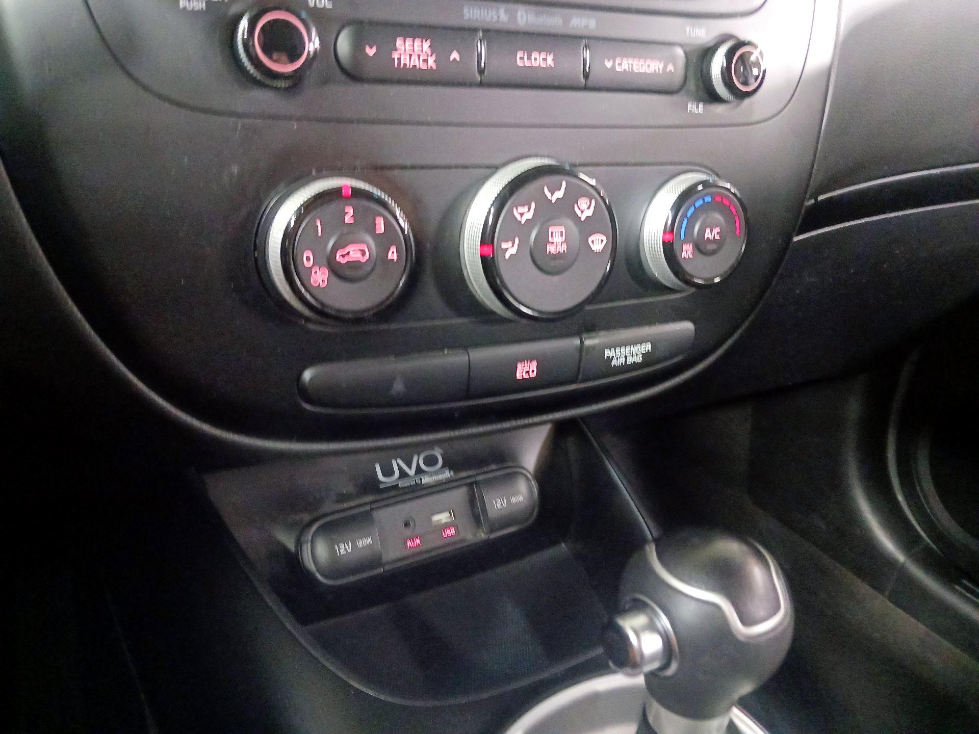 Thumbnail: 2015 Kia Soul - 15