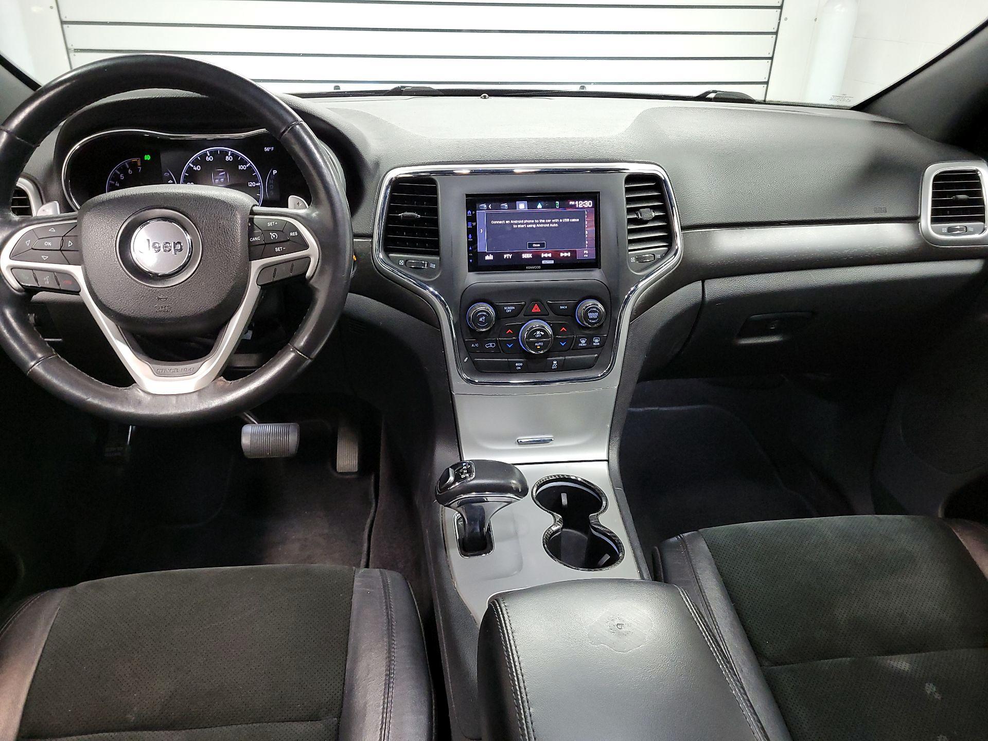 Thumbnail: 2015 Jeep Grand Cherokee - 9